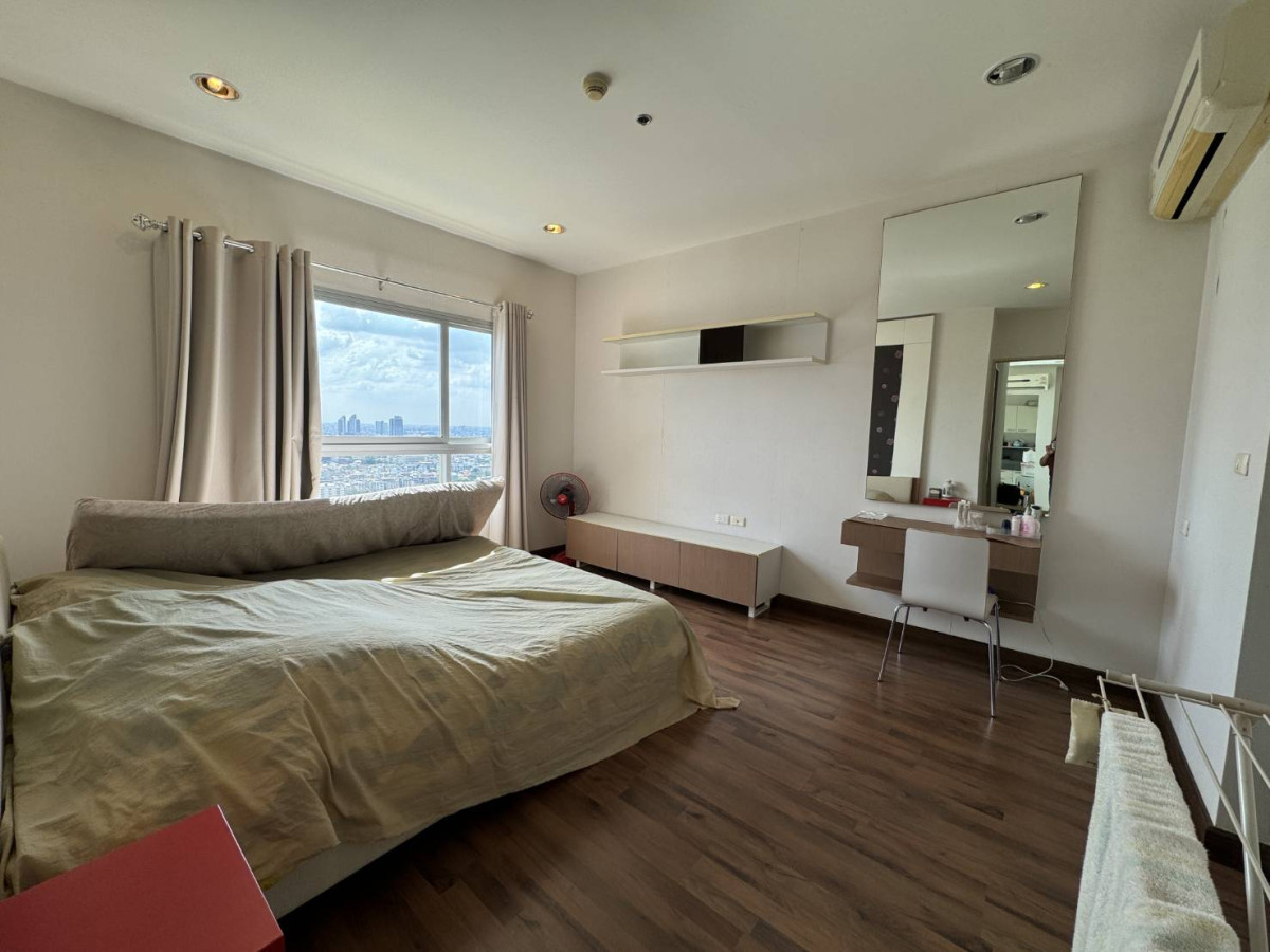 For SaleCondoWongwianyai, Charoennakor : For Sale Condo , Q House Sathorn , high floor , BTS-Krung Thon Buri , Khlong Ton Sai , Khlong San , Bangkok , CX-140108