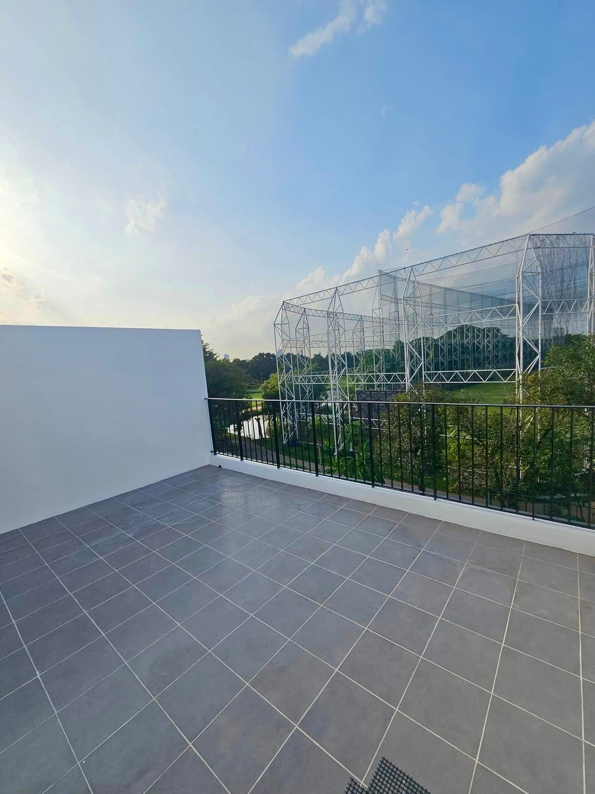 For SaleTownhomePattanakan, Srinakarin : Urgent Sale | Newly Renovated 3-Storey Townhome PATIO Srinakarin–Rama 9 | Prime Krungthep Kreetha Location