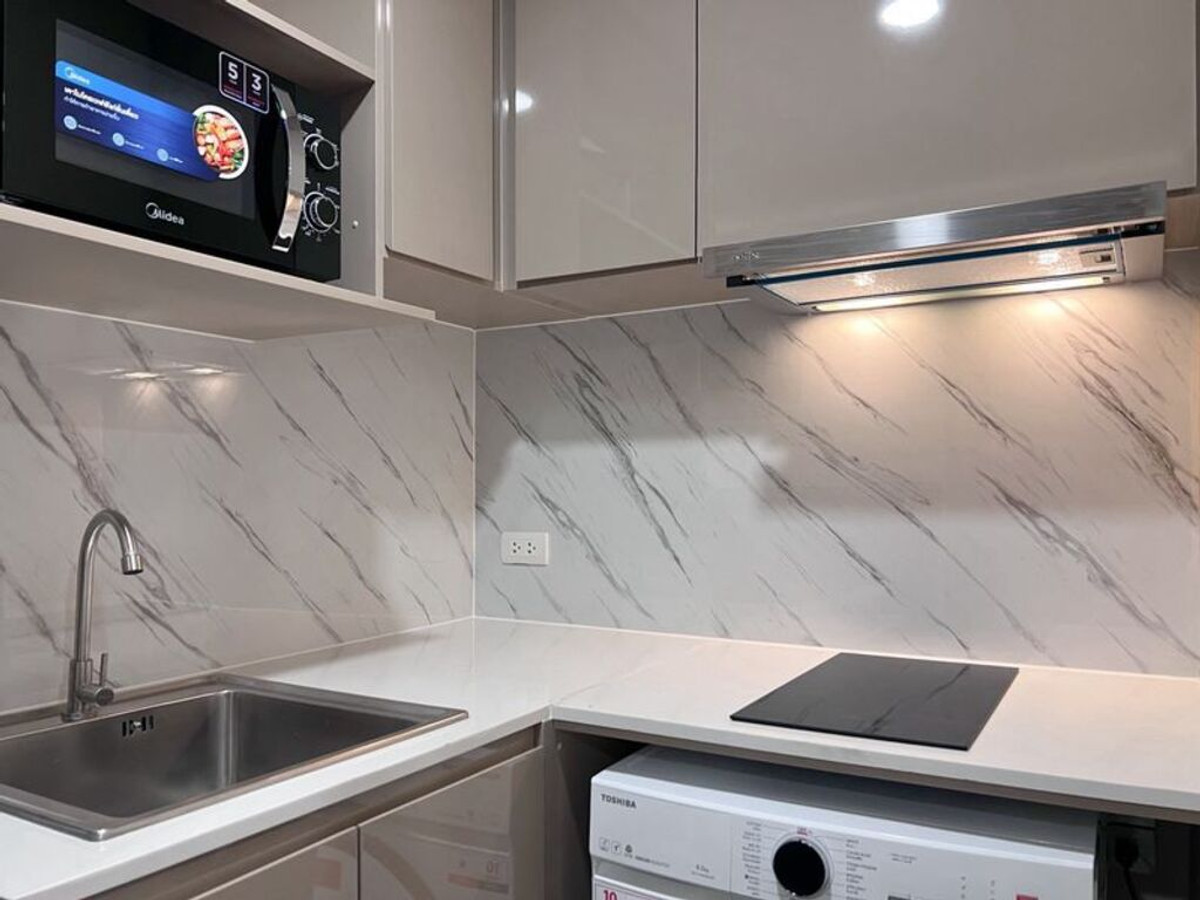 For RentCondoRatchadapisek, Huaikwang, Suttisan : For Rent The Belgravia @ Ratchada 17 Unit 11/72 (New Room)