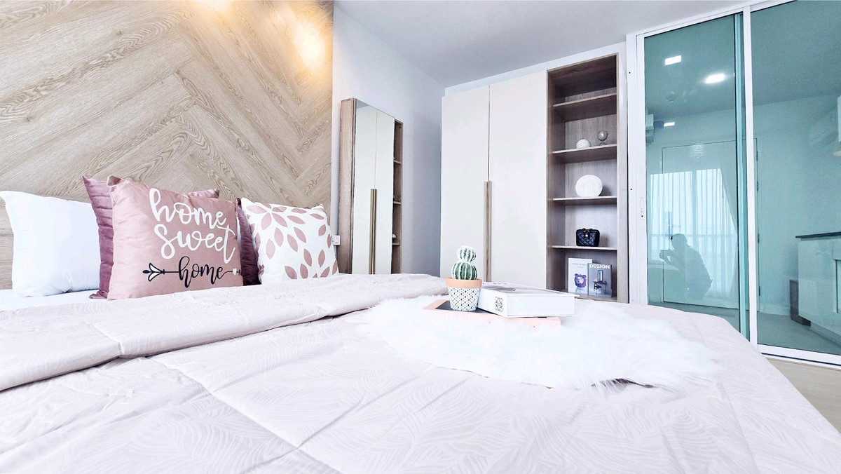 For RentCondoYothinpattana,CDC : (Rent)🌴 No need to go anywhere far! Living in a condo is like staying at Field Resort! Huge swimming pool! Near MRT! Only 7,500 baht/month!