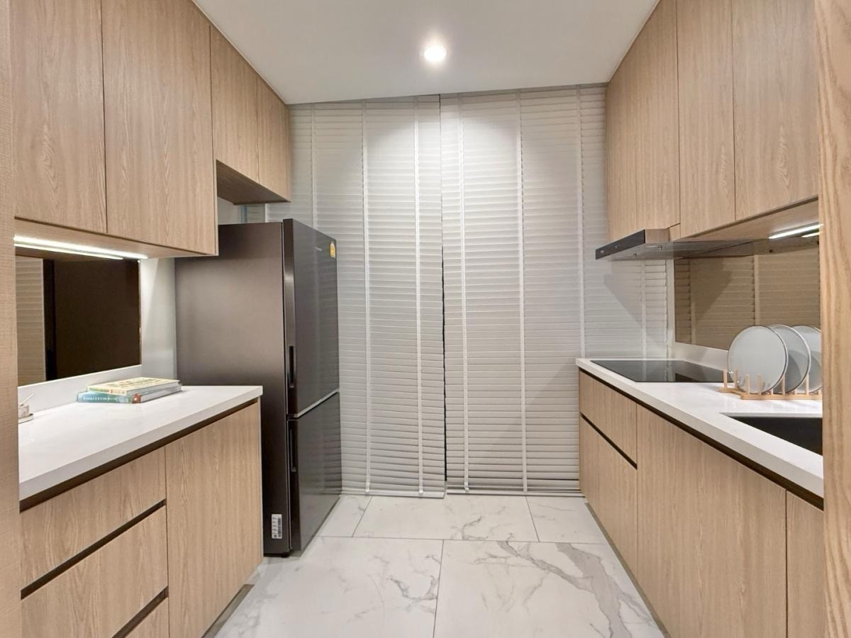 For SaleCondoRama3 (Riverside),Satupadit : Big room, special price ‼️ KingsQuare Residence size 211 Sq.m 3 bed 3 bath special only 48.8 MB only!!! Contact 086-795-9997 (Jimmy)