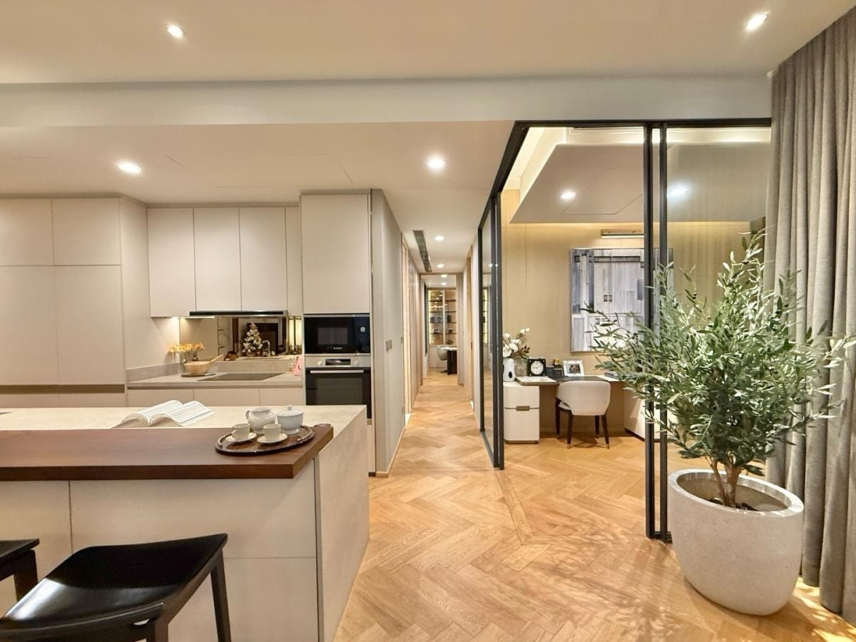 For SaleCondoRama3 (Riverside),Satupadit : HOT DEAL 🔥 KingsQuare Residence size 211 Sq.m 3 bed 3 bath special only 48.8 MB only!!!