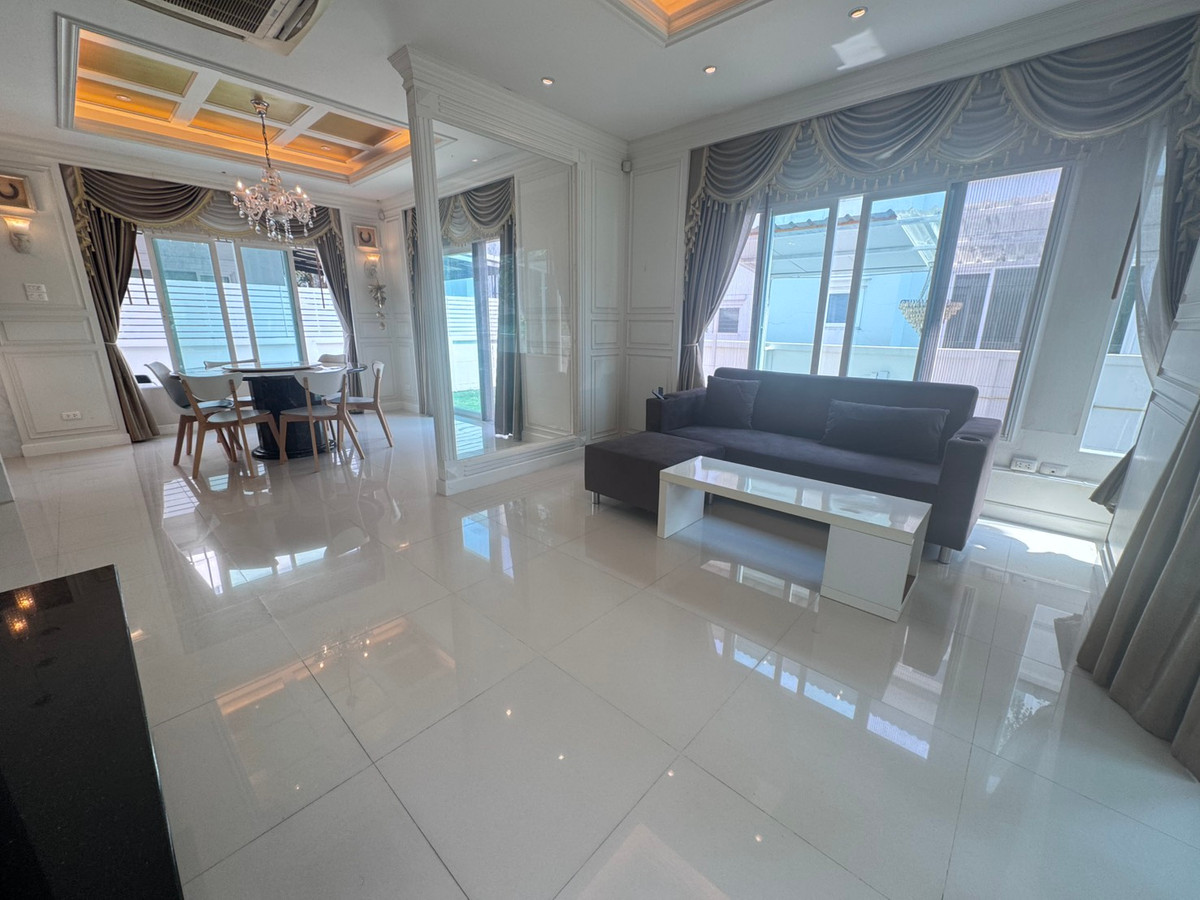 ให้เช่าบ้านพระราม 2 บางขุนเทียน : บ้านเดี่ยว The Grand Rama2 หมุ่บ้านสวย ติดถนนพระราม2 เฟอนิเจ้อครบ พร้อมให้เช่า สอบถามได้ครับ