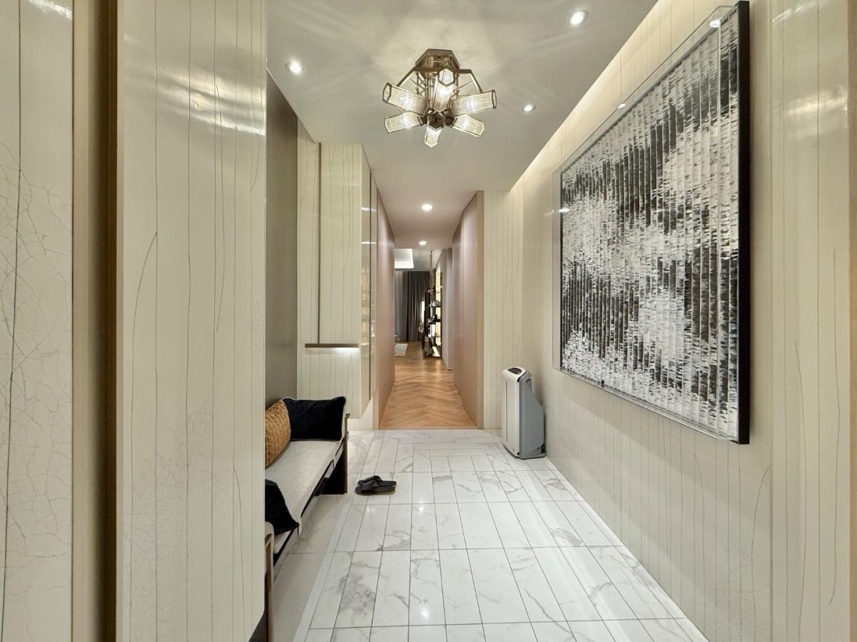 For SaleCondoRama3 (Riverside),Satupadit : HOT DEAL 🔥 KingsQuare Residence size 211 Sq.m 3 bed 3 bath special only 48.8 MB only!!!