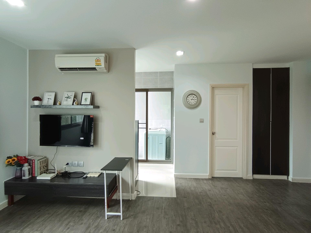 For RentCondoChaengwatana, Muangthong : 🔥For Rent Immediately🔥 Owner offering for rent B Campus Prachachuen condo, 2 bedrooms, 1 bathroom, 47 sq m corner unit, breezy, fully furnished and equipped with appliances❗