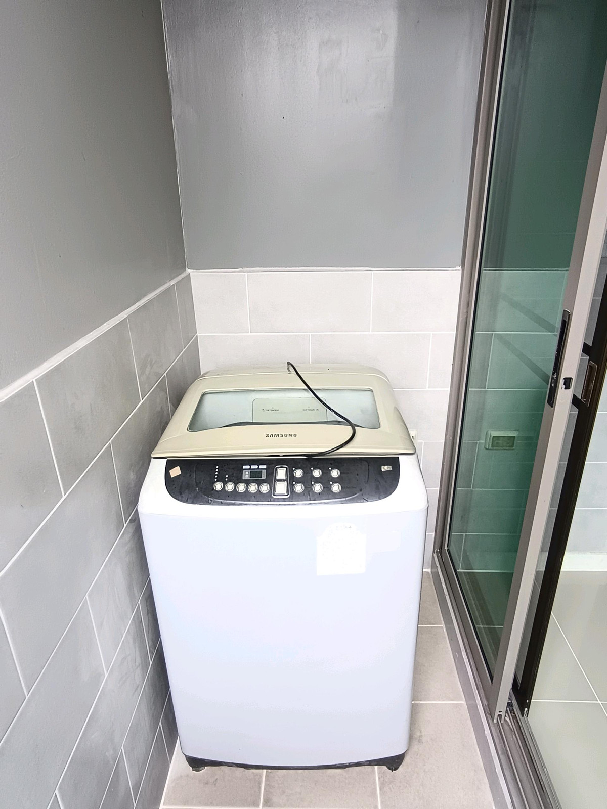 For RentCondoChaengwatana, Muangthong : 🔥For Rent Immediately🔥 Owner offering for rent B Campus Prachachuen condo, 2 bedrooms, 1 bathroom, 47 sq m corner unit, breezy, fully furnished and equipped with appliances❗