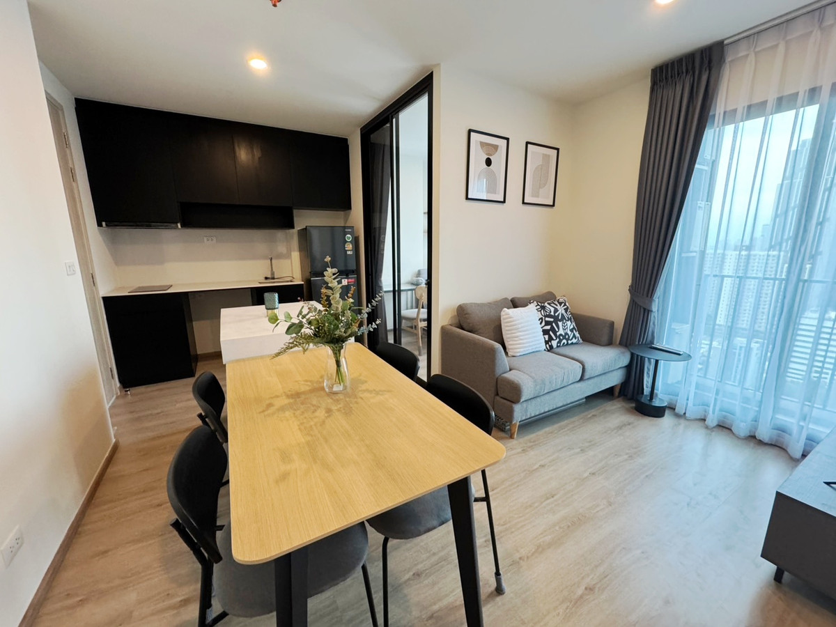 For RentCondoRama9, Petchburi, RCA : 🔥For Rent Now🔥 Noble New District R9, 2 Bedrooms, Beautiful View, Fully Furnished, Ready to Move In, Near MRT Rama 9