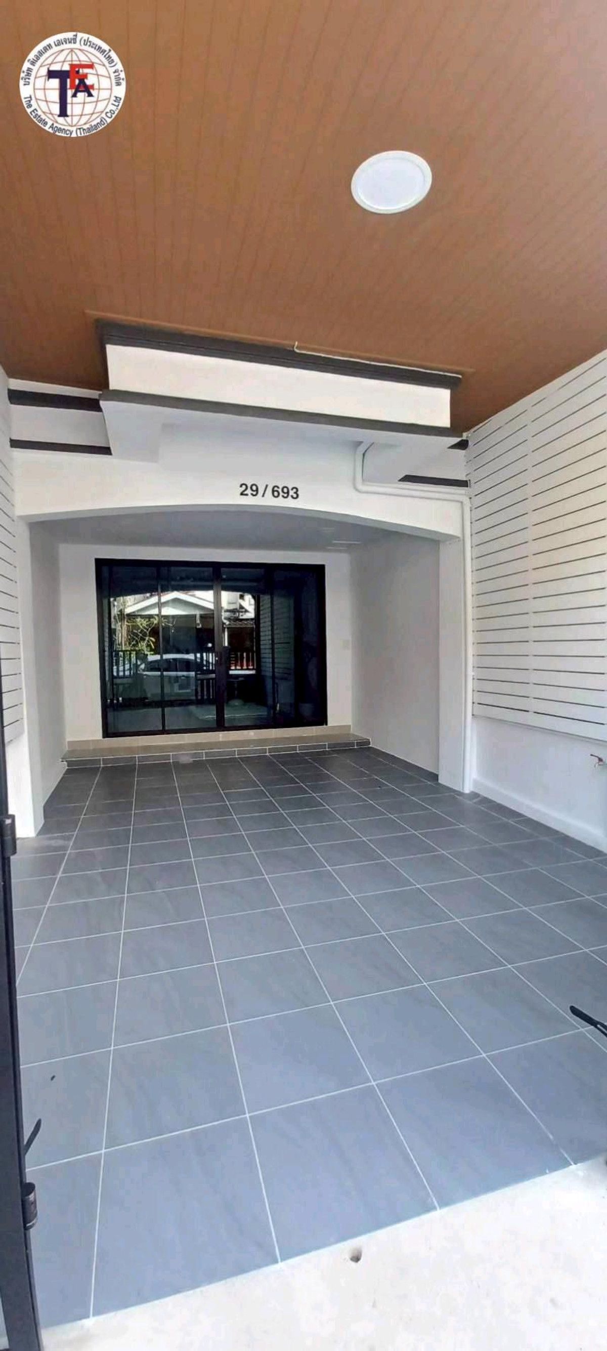 ขายทาวน์โฮมนวมินทร์ รามอินทรา : ขายทาวน์เฮ้าส์ 2 ชั้น หมู่บ้านเคซี รามอินทรา 1 หทัยราษฎร์ 39 ซอย 17  ไทยรามัญ เลียบคลองสอง สำนักงานเขตคลองสามวา มีนบุรี แฟชั่นไอส์แลนด ์ซาฟารีเวิลด ์โรงพยาบาลสินแพทย ์ โรงพยาบาลนพรัตน์ รามอินทรารถ ไฟฟ้าสีชมพู