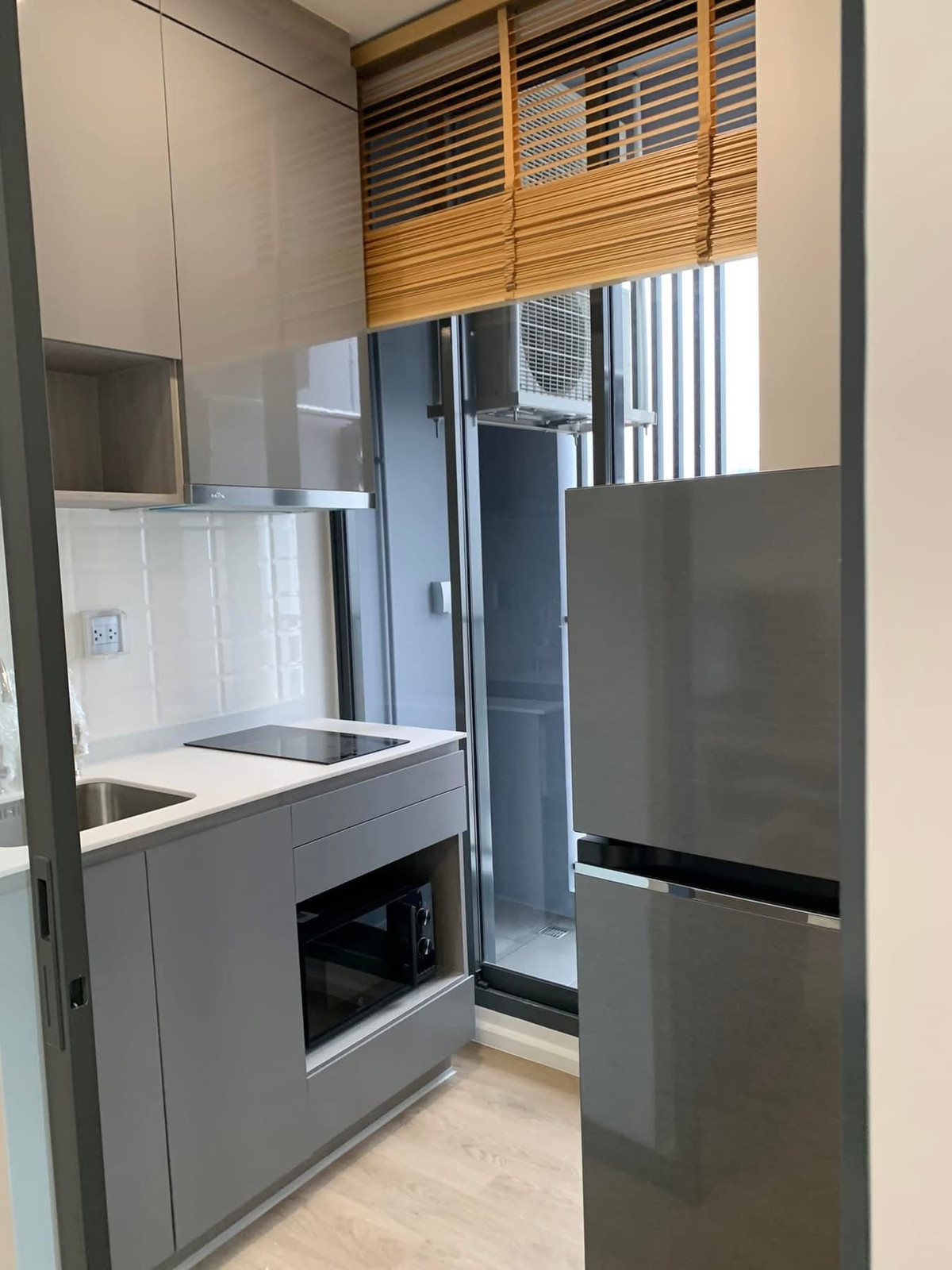 For RentCondoRamkhamhaeng, Hua Mak : For rent, Modiz Rhyme Ramkhamhaeng, corner room, fully furnished, ready to move in, price 12900 baht, reserve now!!!