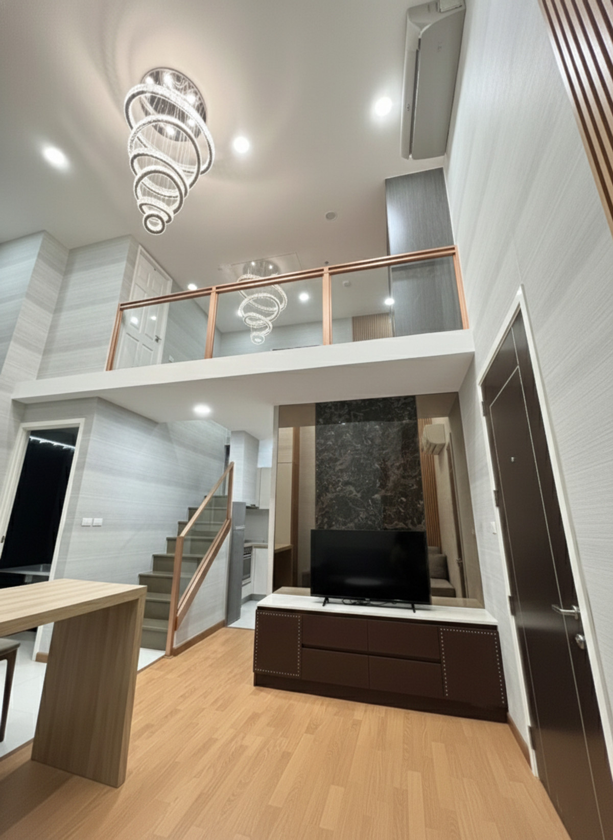 ให้เช่าคอนโดสมุทรปราการ สำโรง : 💥CP-9686💥ว่าง ให้ เช่า เดอะ เพรสซิเด้นท์ สุขุมวิท - สมุทรปราการ 👉แอดไลน์ @wincondo 