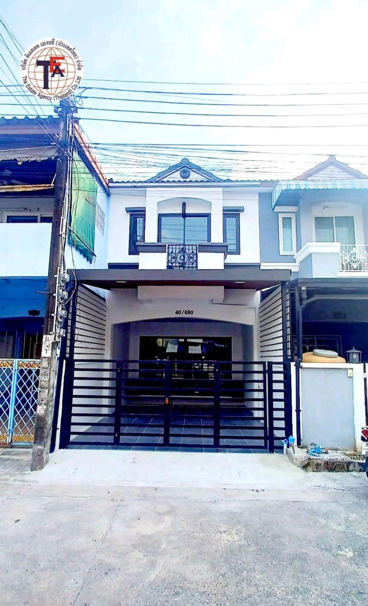 For SaleTownhomeNawamin, Ramindra : 2-story townhouse for sale, KC Village, Ramintra 8, Soi 26, Thai Ramani Road, Khlong Sam Wa, Maruay Market, Sai Mai, Hathaimit, Minburi, Ramintra, Nopparat Hospital, Safari World, Panya Indra, along Khlong Song, Fashion Island. Minburi Hathaimit Synphaet 