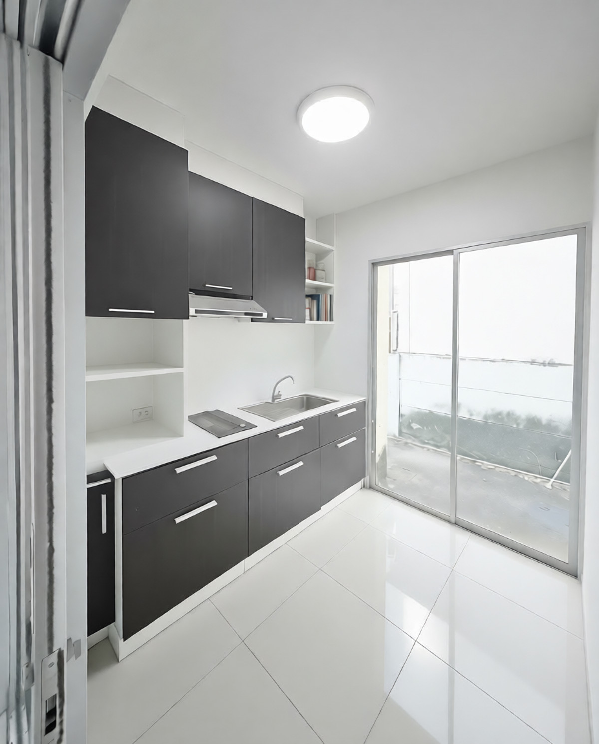 ขายทาวน์โฮมแจ้งวัฒนะ เมืองทอง : 🔥 ขายขาดทุนเป็นล้าน! Vista Park แจ้งวัฒนะ (หลังมุม 34.4 ตร.ว.) แต่งใหม่สวยกริบ 3.95 ล้าน (ปกติ 5M) พร้อมอยู่ทันที