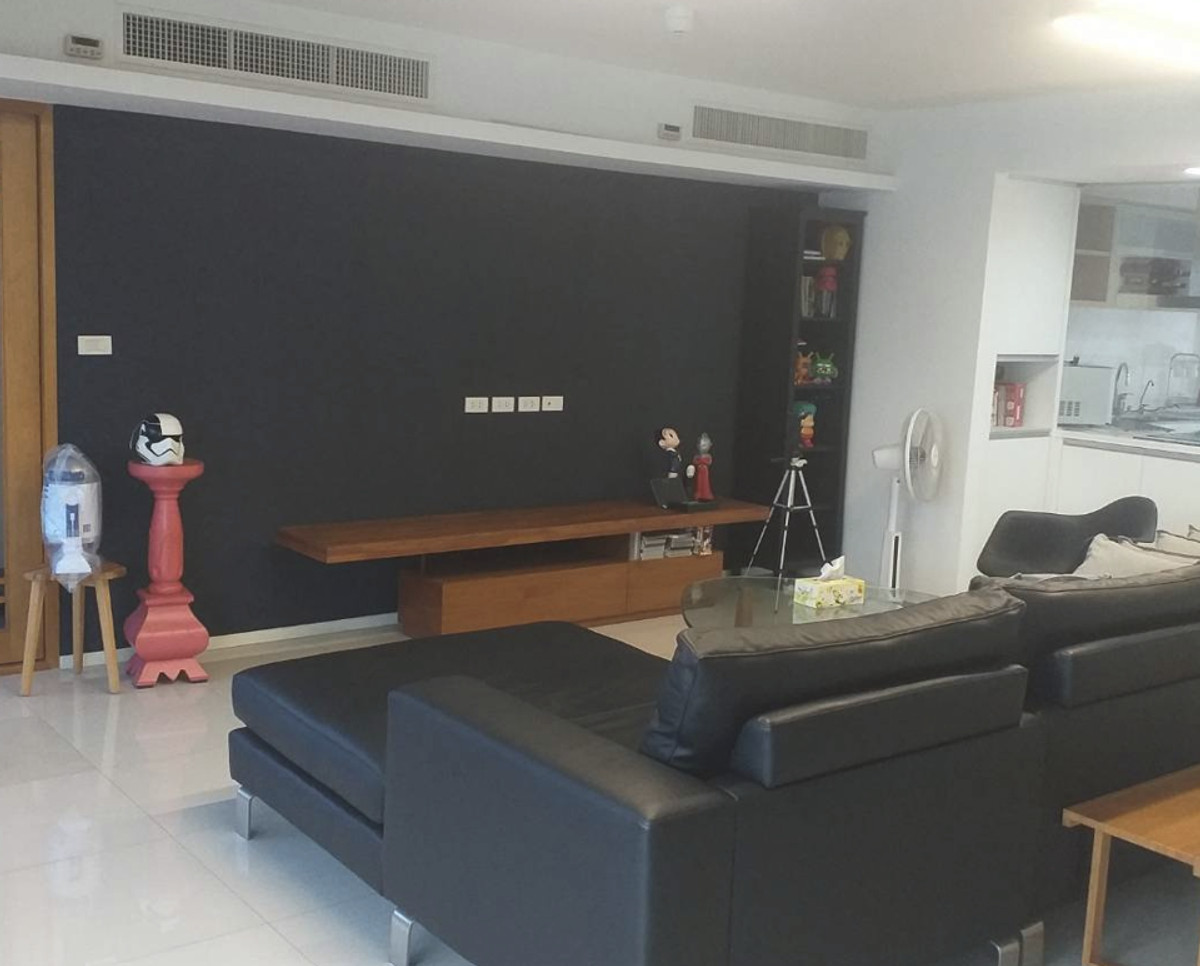 ขายคอนโดสุขุมวิท อโศก ทองหล่อ : Liberty Park 1 / ห้องใซส์ใหญ่ Renovate ใหม่ ทำเลดีใจกลางอโศก / 3 ห้องนอน 240 ตร.ม. โทร 0937890899