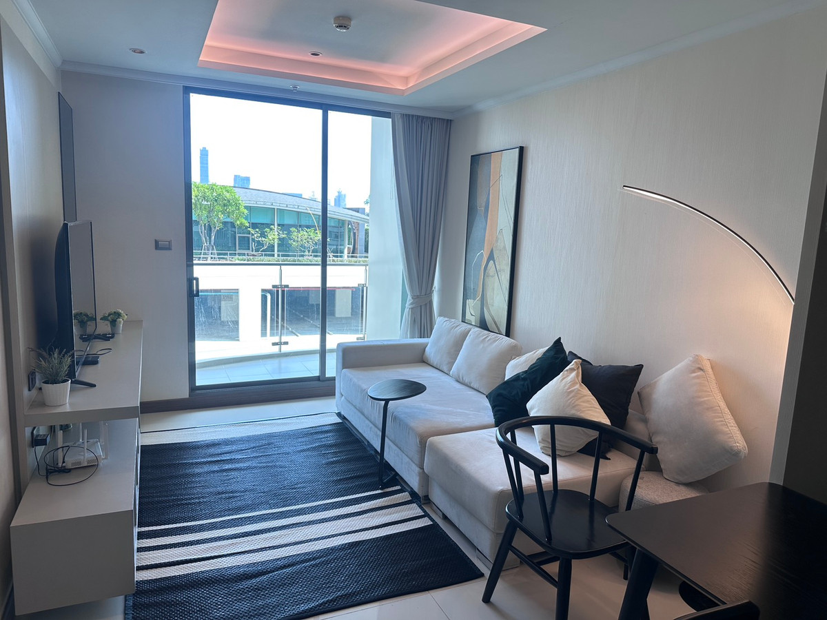 ให้เช่าคอนโดสุขุมวิท อโศก ทองหล่อ : 1ห้องนอน 1ห้องน้ำให้เช่า เฟอร์นิเจอร์ตกแต่งพร้อมอยู่ เครื่องใช้ไฟฟ้าครบ