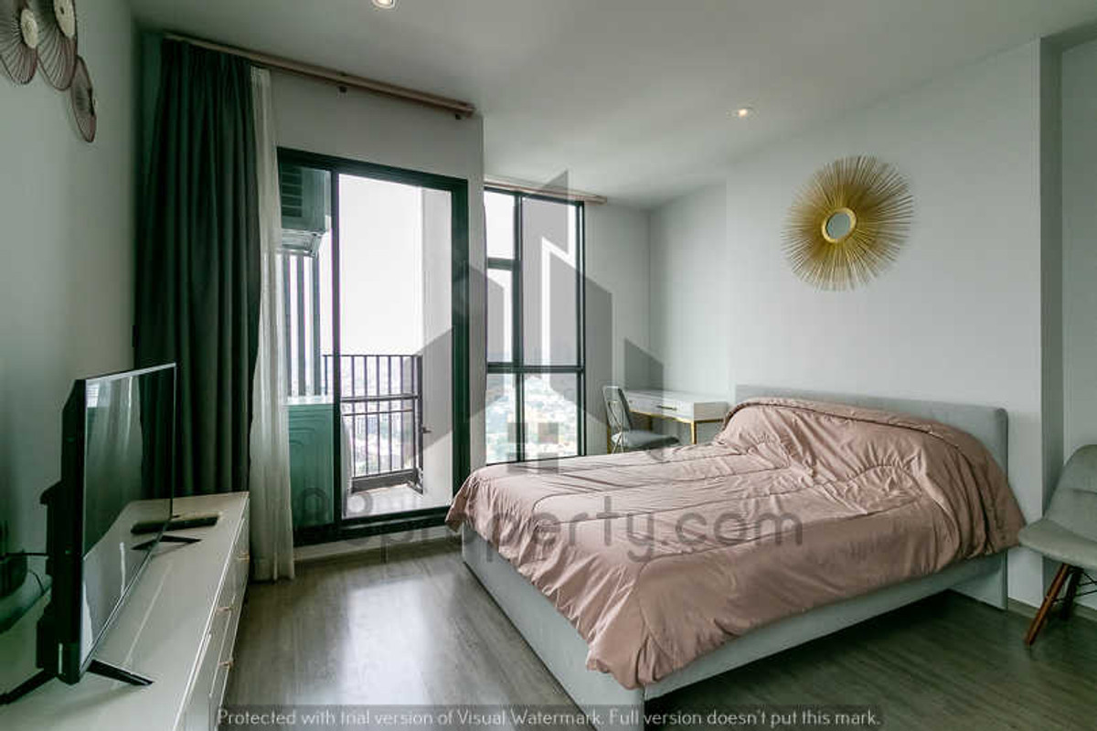 ให้เช่าคอนโดสุขุมวิท อโศก ทองหล่อ : 🏙️ สตูดิโอให้เช่า Rhythm เอกมัย – ชั้น 30 วิวสระ Infinity | 23K/เดือน พร้อมให้บริการตั้งแต่กลางเดือนมกราคม