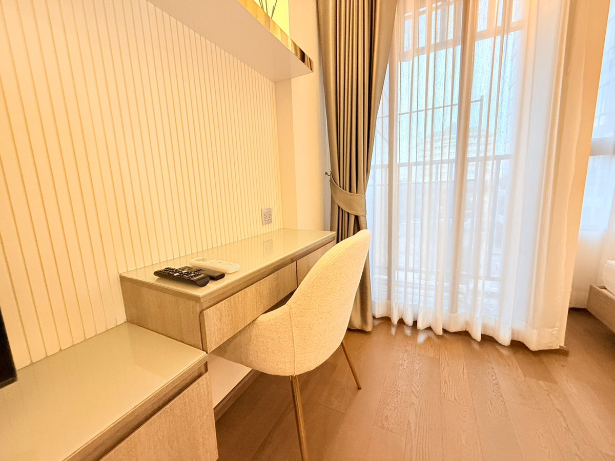 For RentCondoRatchathewi,Phayathai : PARK ORIGIN PHAYATHAI | Luxury condo for rent | Convenient transportation, connecting all routes.