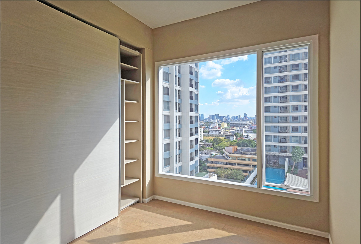 For SaleCondoLadprao, Central Ladprao : 📝 The Saint Residences 🔥 Deposit dropped! Cheapest in the building, 2.69 million (The Saint, Intersection), 11th floor, open view (first hand, never lived in/usually selling for over 3 million++)