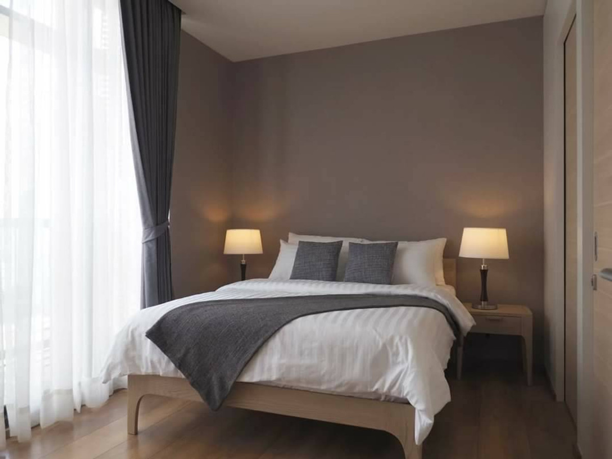 For RentCondoSukhumvit, Asoke, Thonglor : For rent Park Origin Phrom Phong (Park 24). Beautiful and spacious unit at a great price, luxuriously decorated, ready to move in.