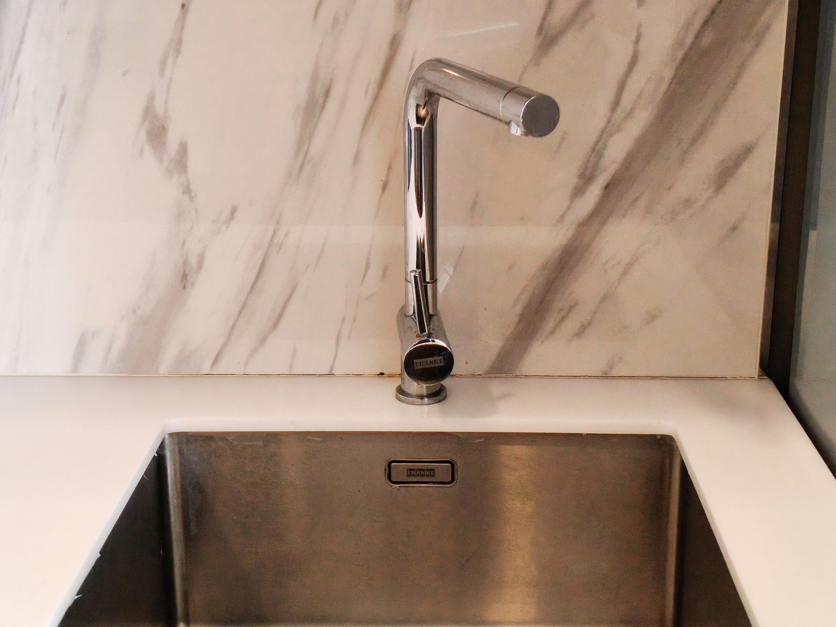 ให้เช่าคอนโดคลองเตย กล้วยน้ำไท : 🔥 [FOR RENT] ใช้ชีวิตติด MRT และสวนป่าใจกลางเมือง! Siamese Exclusive Queens 🌳🏙️