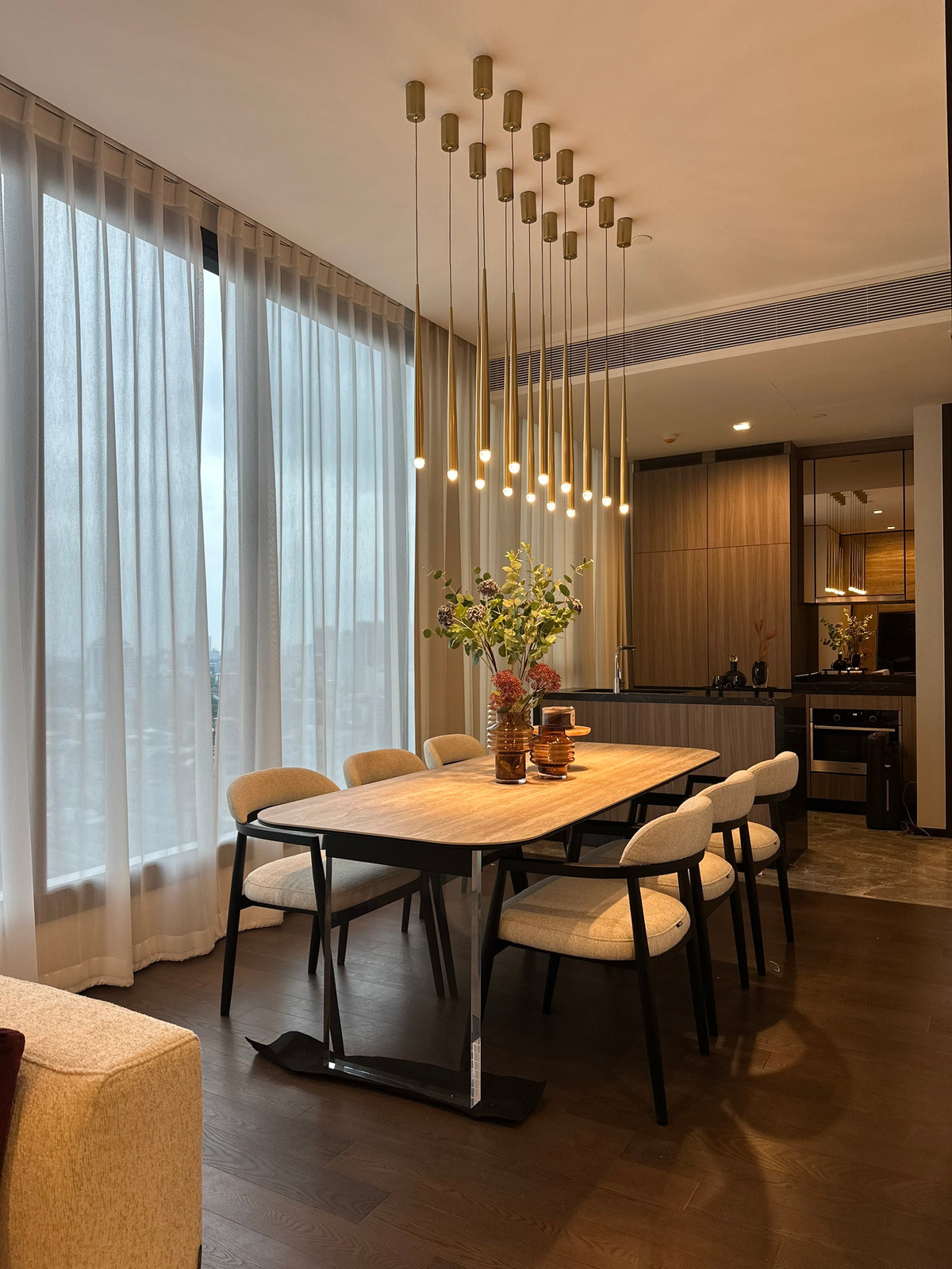 For SaleCondoSukhumvit, Asoke, Thonglor : Bedroom bedroom Bathroom 𝟗𝟔 sq m. Pets allowed🐱Best deal starts at 𝟐𝟕 million baht*𝟬𝟴𝟭-𝟵𝟴𝟯-𝟲𝟲𝟮𝟱