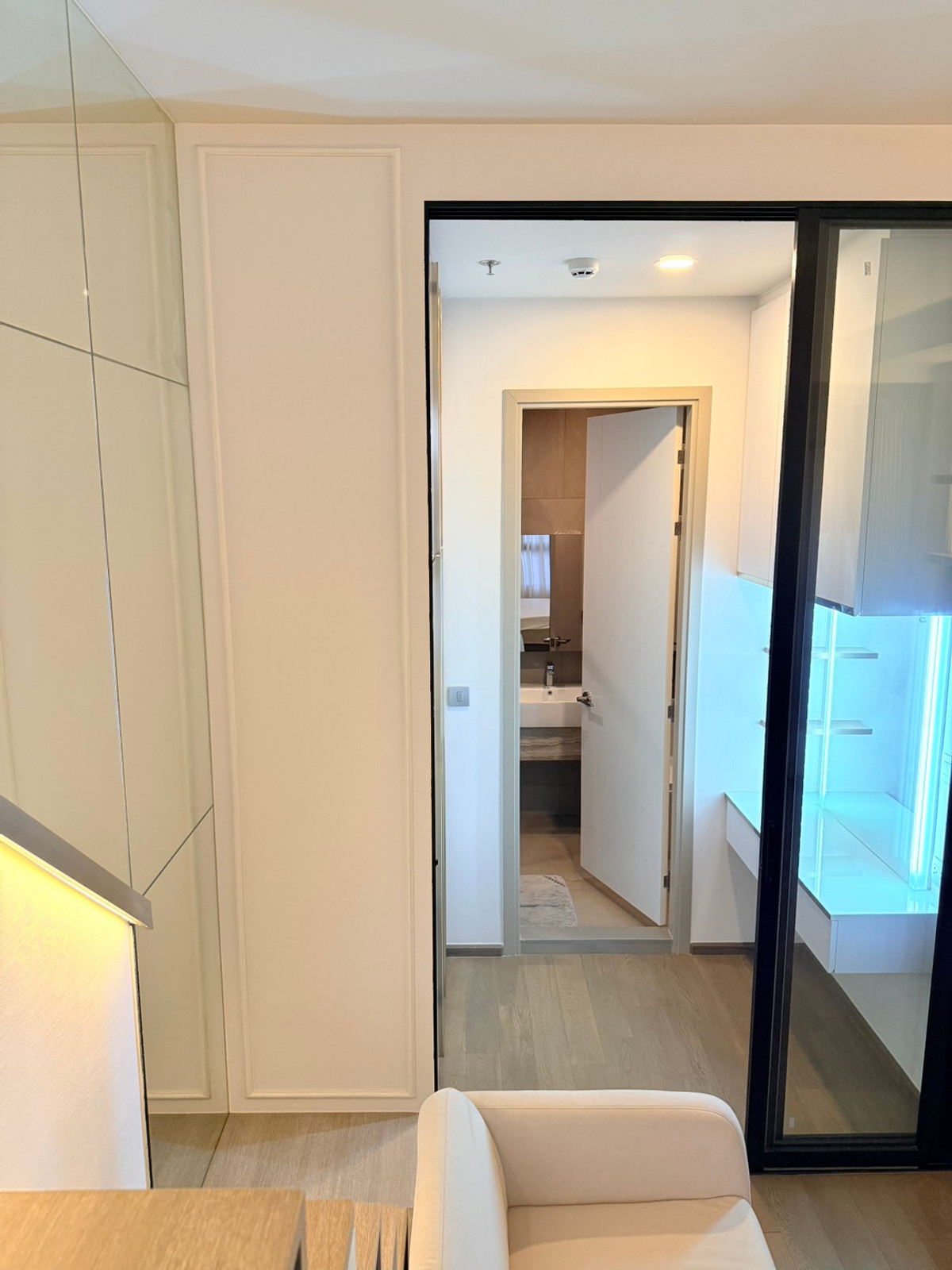 For RentCondoRatchathewi,Phayathai : PARK ORIGIN PHAYATHAI | Luxury condo for rent | Convenient transportation, connecting all routes.