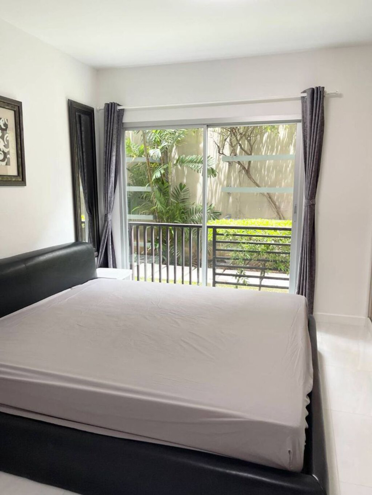 ขายคอนโดวงเวียนใหญ่ เจริญนคร : ขาย เดอะ ซี้ด สาทร-ตากสิน เลขที่ 88/4 (วิวสวน)