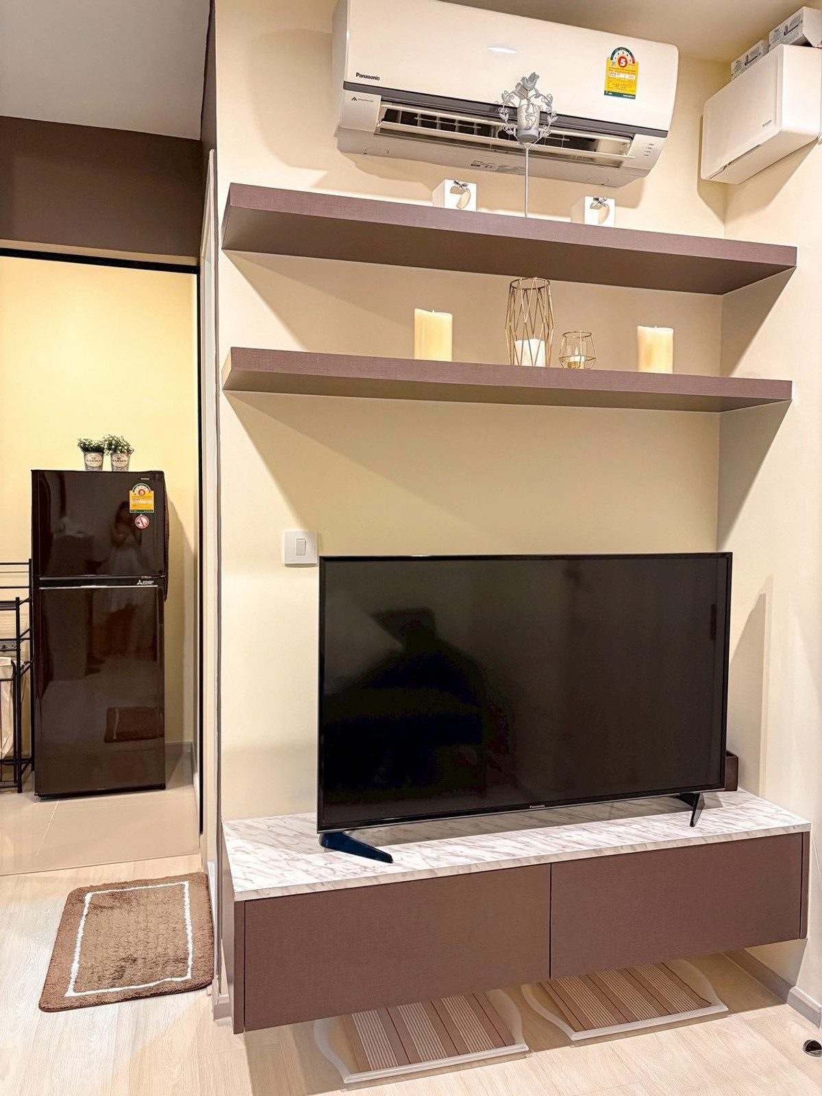 ให้เช่าคอนโดพระราม 9 เพชรบุรีตัดใหม่ RCA : For rent !! คอนโดวิวเมือง : Life asoke : ติด MRT เพชรบุรี & AirportLink มักกะสัน