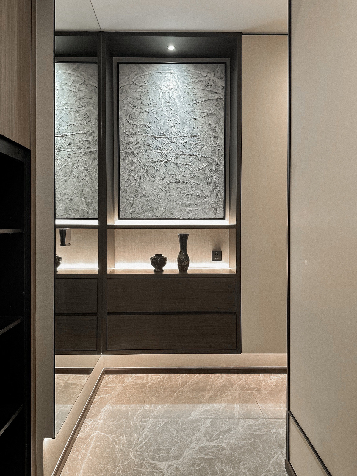 For SaleCondoSukhumvit, Asoke, Thonglor : Bedroom bedroom Bathroom 𝟗𝟔 sq m. Pets allowed🐱Best deal starts at 𝟐𝟕 million baht*𝟬𝟴𝟭-𝟵𝟴𝟯-𝟲𝟲𝟮𝟱