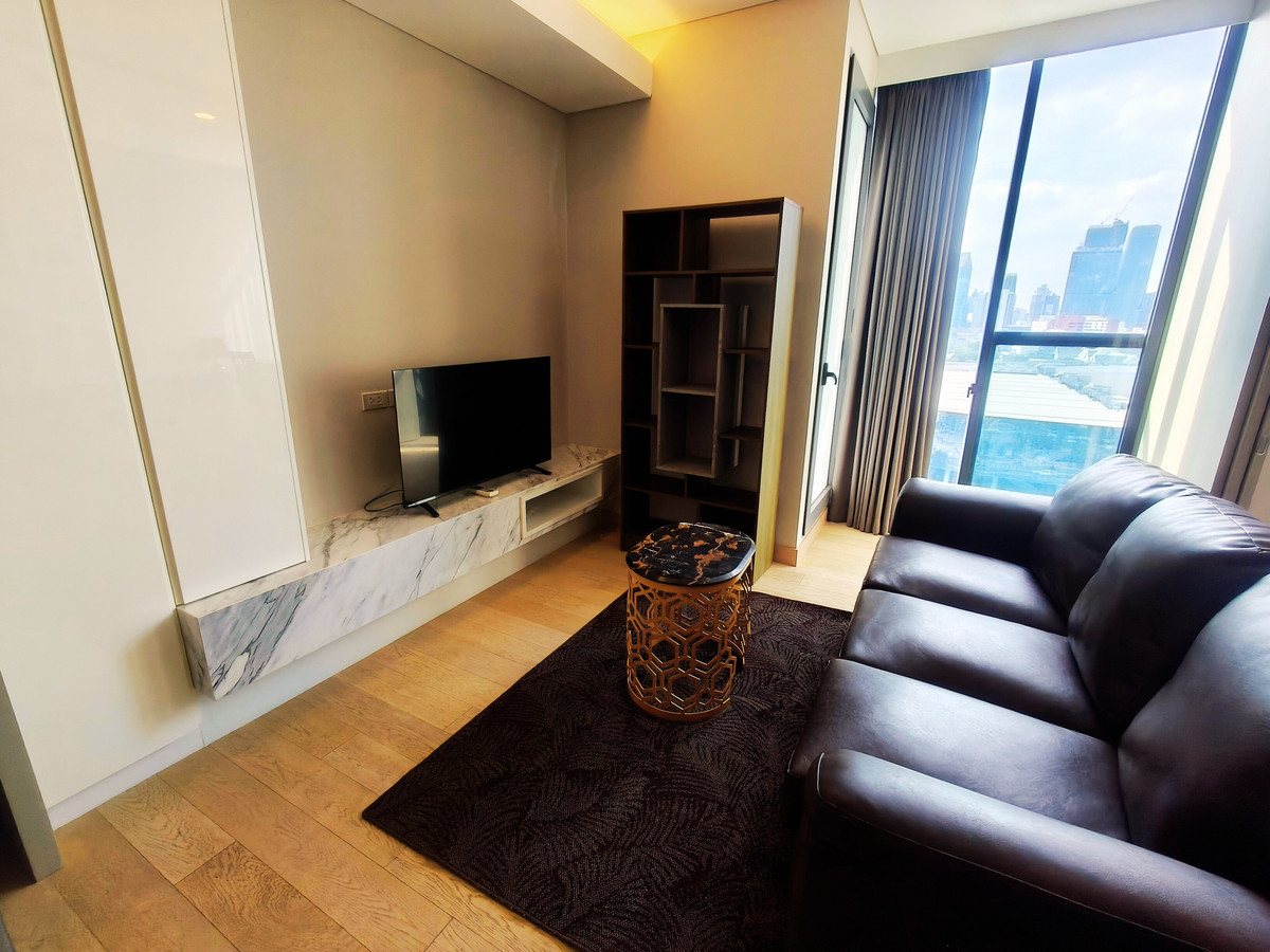 ให้เช่าคอนโดคลองเตย กล้วยน้ำไท : 🔥 [FOR RENT] ใช้ชีวิตติด MRT และสวนป่าใจกลางเมือง! Siamese Exclusive Queens 🌳🏙️