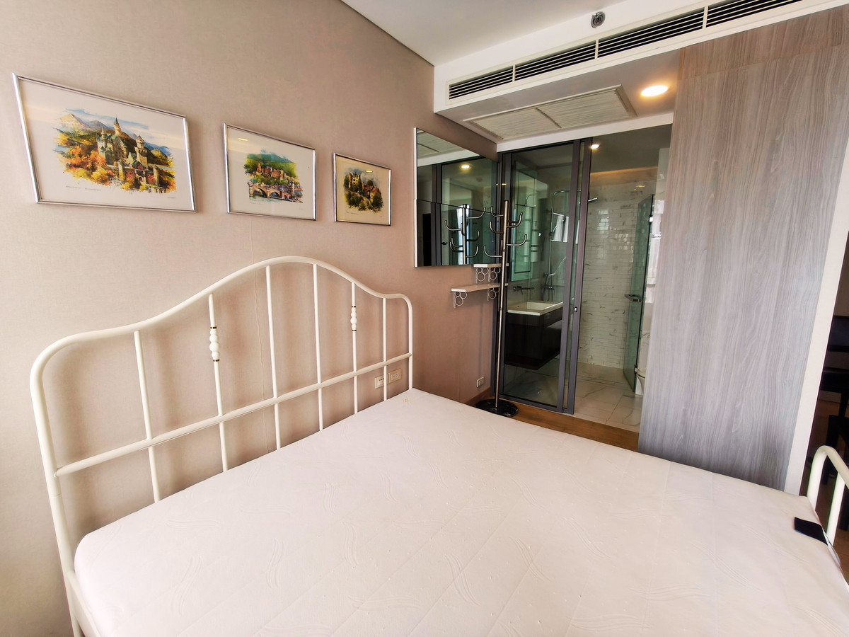 ให้เช่าคอนโดคลองเตย กล้วยน้ำไท : 🔥 [FOR RENT] ใช้ชีวิตติด MRT และสวนป่าใจกลางเมือง! Siamese Exclusive Queens 🌳🏙️