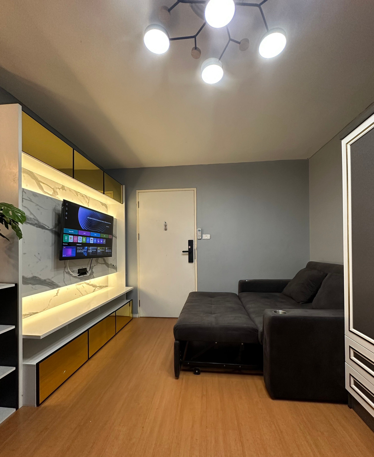 ให้เช่าคอนโดปทุมธานี รังสิต ธรรมศาสตร์ : ให้เช่า “ลุมพินี ทาวน์ชิป รังสิต-คลอง1” ใกล้ม.กรุงเทพ/รังสิต และ Future Park Rangsit มีรถรับ-ส่ง เดินทางสะดวก ของกินเยอะ