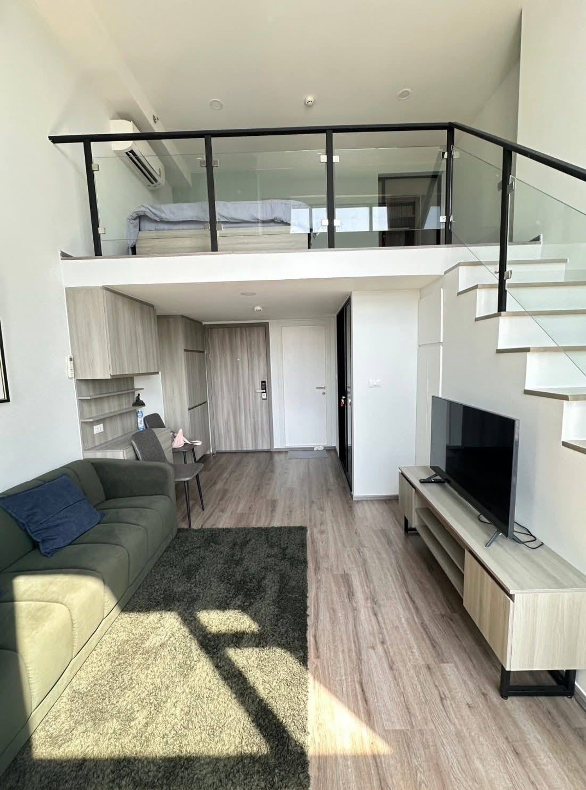 CondoKasetsart, Ratchayothin : Duplex 2-storey, 30m to BTS Sena Nikhom, fully furnished