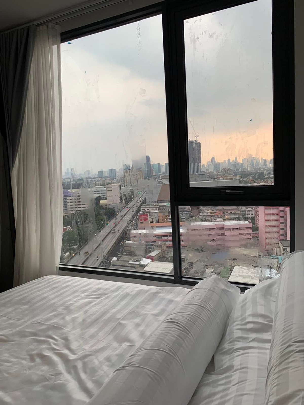 For RentCondoRamkhamhaeng, Hua Mak : For rent, Modiz Rhyme Ramkhamhaeng, corner room, fully furnished, ready to move in, price 12900 baht, reserve now!!!