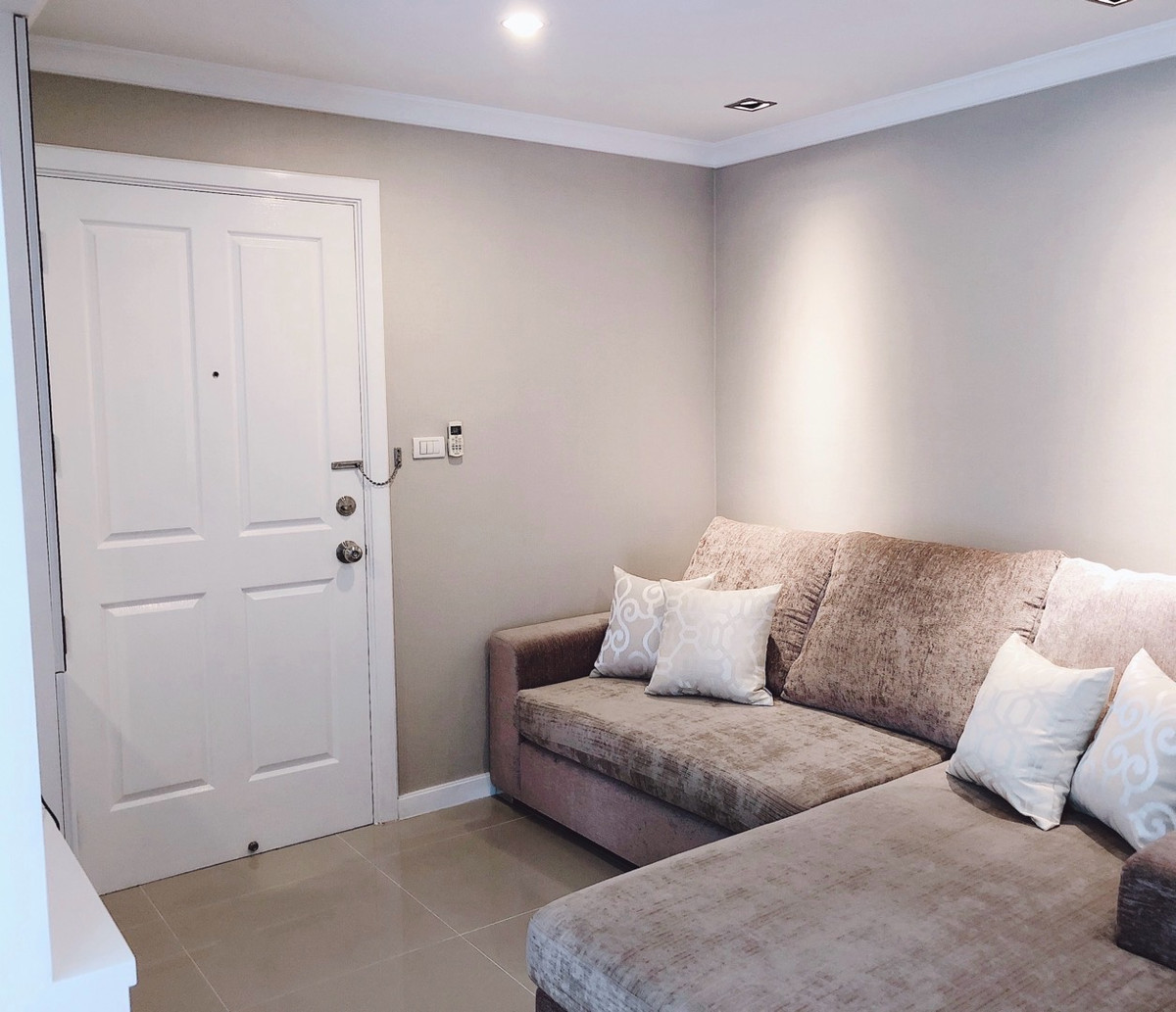 ขายคอนโดพระราม 9 เพชรบุรีตัดใหม่ RCA : ขาย1ห้องนอน ลุมพินีเพลสพระราม9