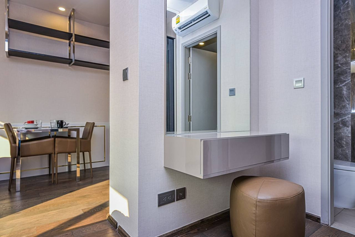 ขายคอนโดราชเทวี พญาไท : Ideo Q Siam Ratchathewi【𝐒𝐄𝐋𝐋 & 𝐑𝐄𝐍𝐓】🔥 ห้องดีไซน์เรียบแต่มีมิติ แสงธรรมชาติช่วยให้บรรยากาศดูโปร่ง อยู่แล้วไม่อึดอัด🔥 ติดต่อไลน์ไอดี: @hacondo