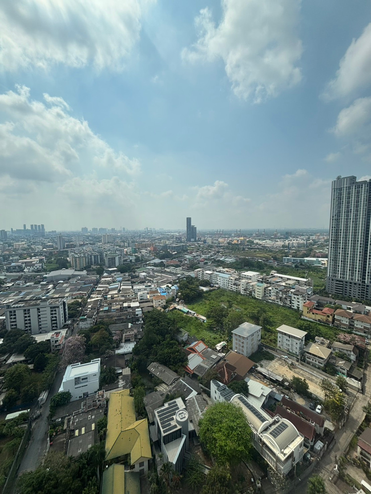 For RentCondoOnnut, Udomsuk : For rent: KnightsBridge Space Sukhumvit-Rama 4 | Ceiling height 4.2 m. | Beautiful room, fully furnished | Near MRT Convention Center