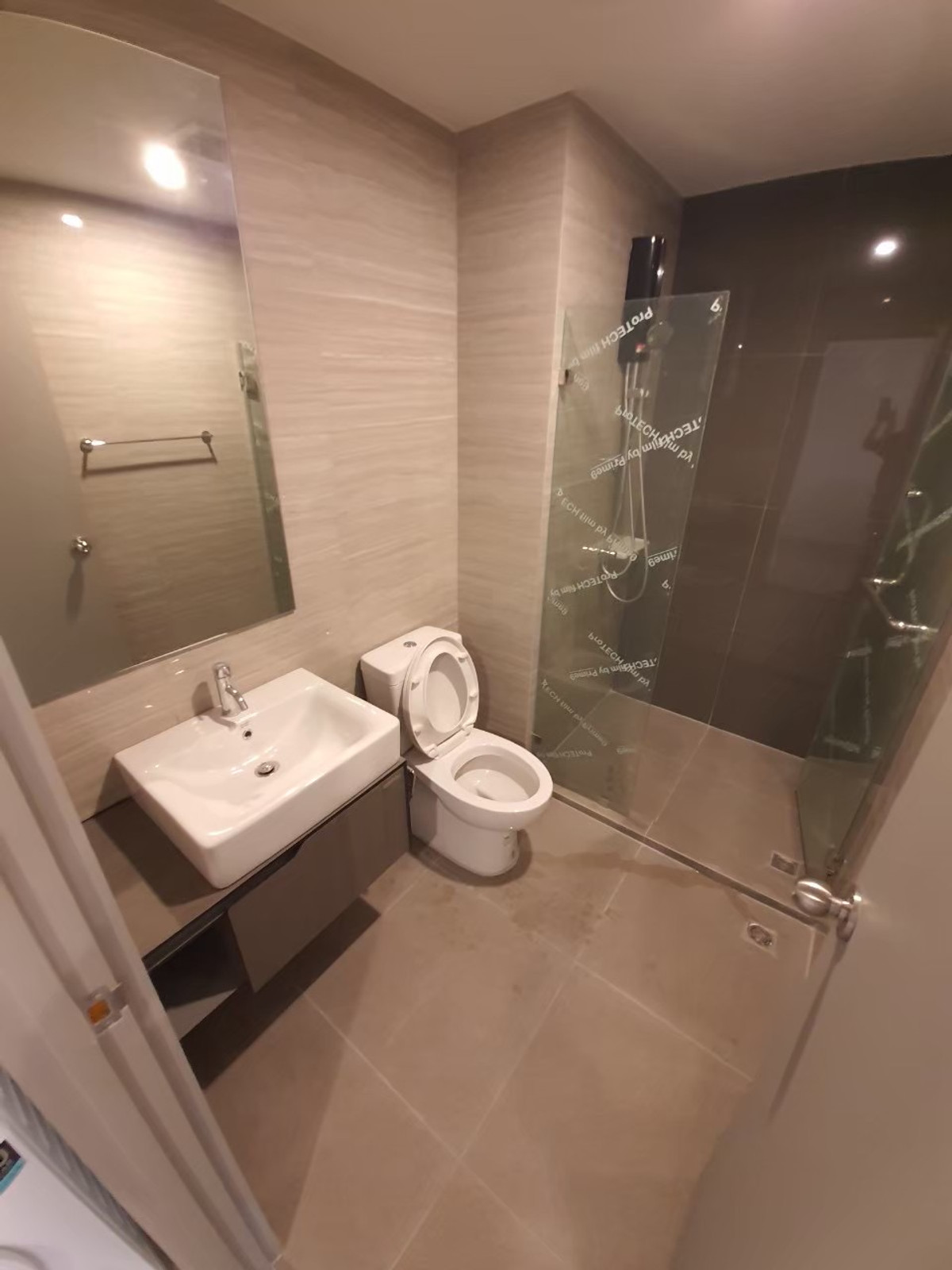 ให้เช่าคอนโดปิ่นเกล้า จรัญสนิทวงศ์ : ให้เช่าคอนโดปาร์คแลนด์ จรัลปิ่นเกล้า ตึกเอ