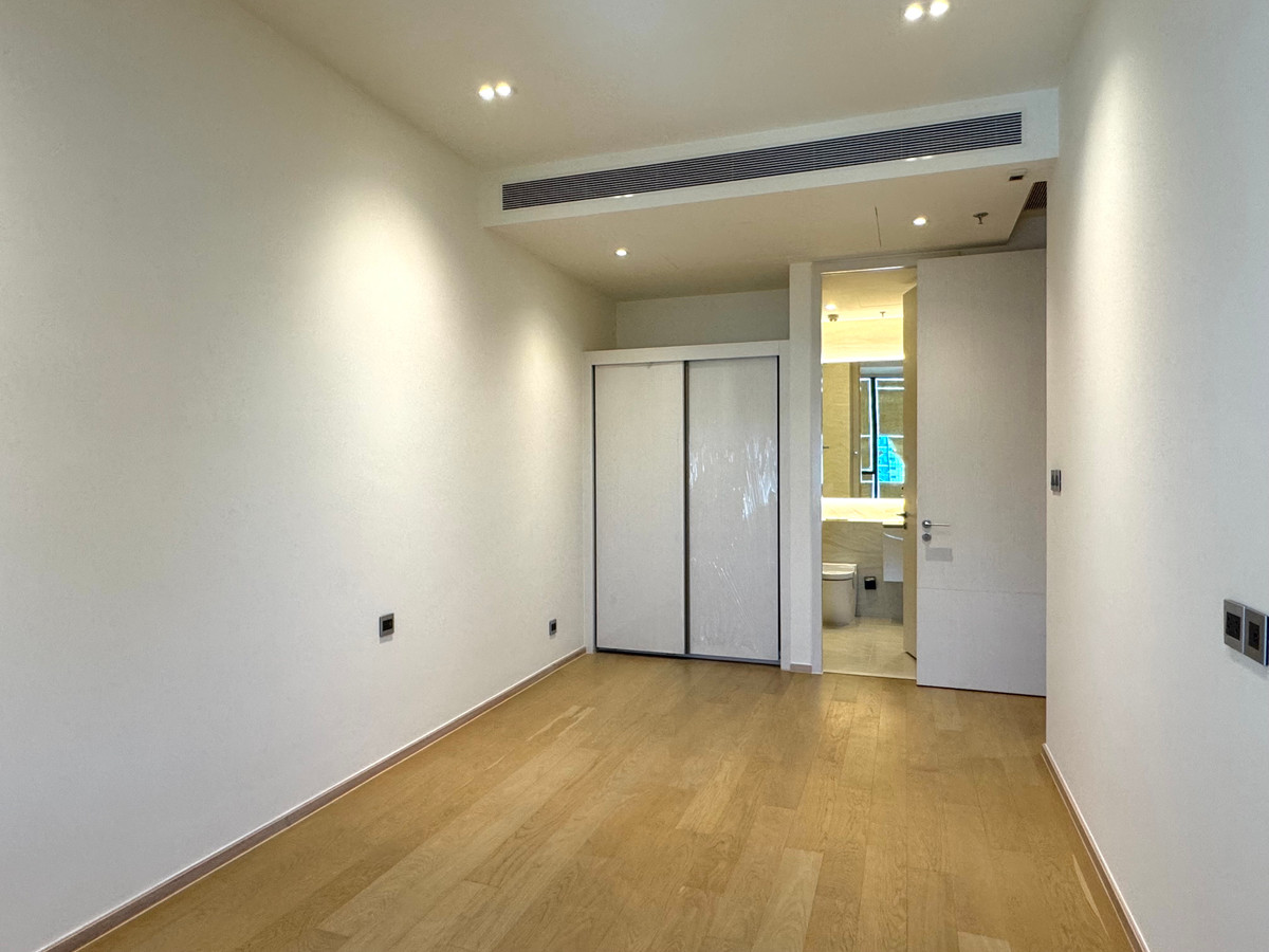 For SaleCondoSukhumvit, Asoke, Thonglor : Best Price‼️ Brand New, High Floor, Pet freindly✨Luxury Condo @ The Strand Thonglor, 70m from BTS