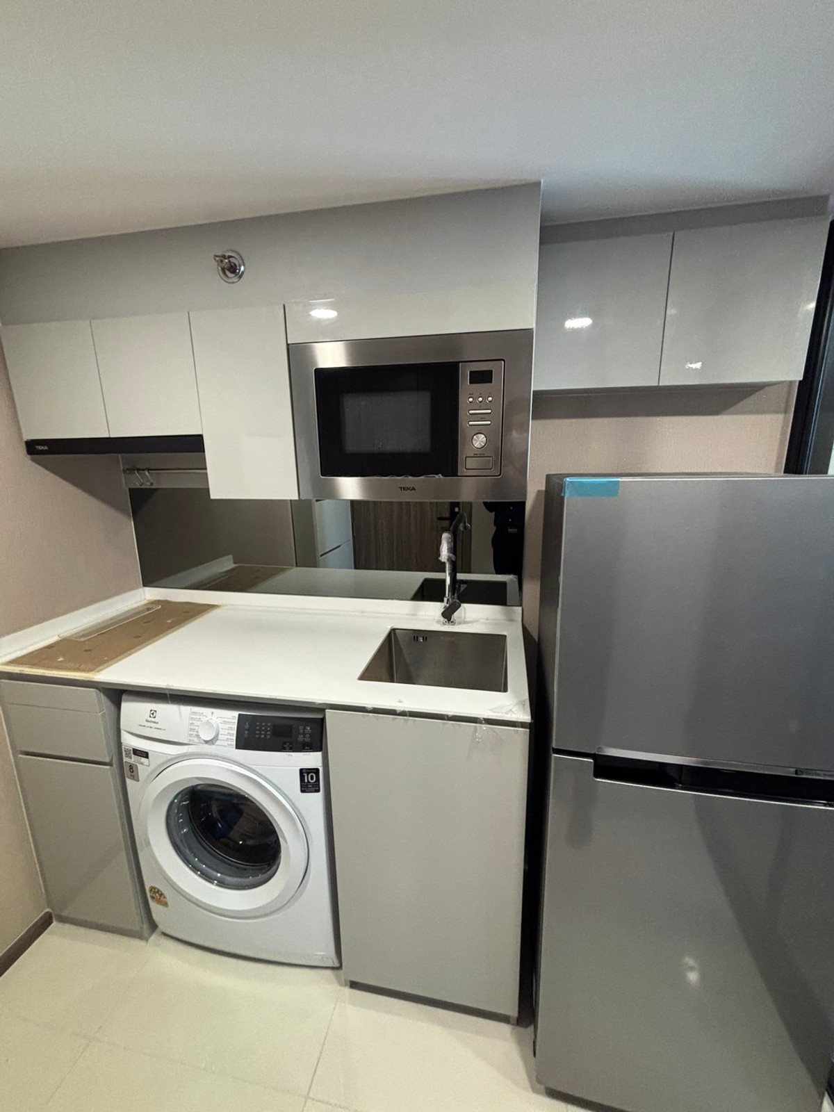 For RentCondoOnnut, Udomsuk : Best Deal! KnightsBridge Space Rama 4 | Corner room, open view | Fully Furnished | Ready to move in