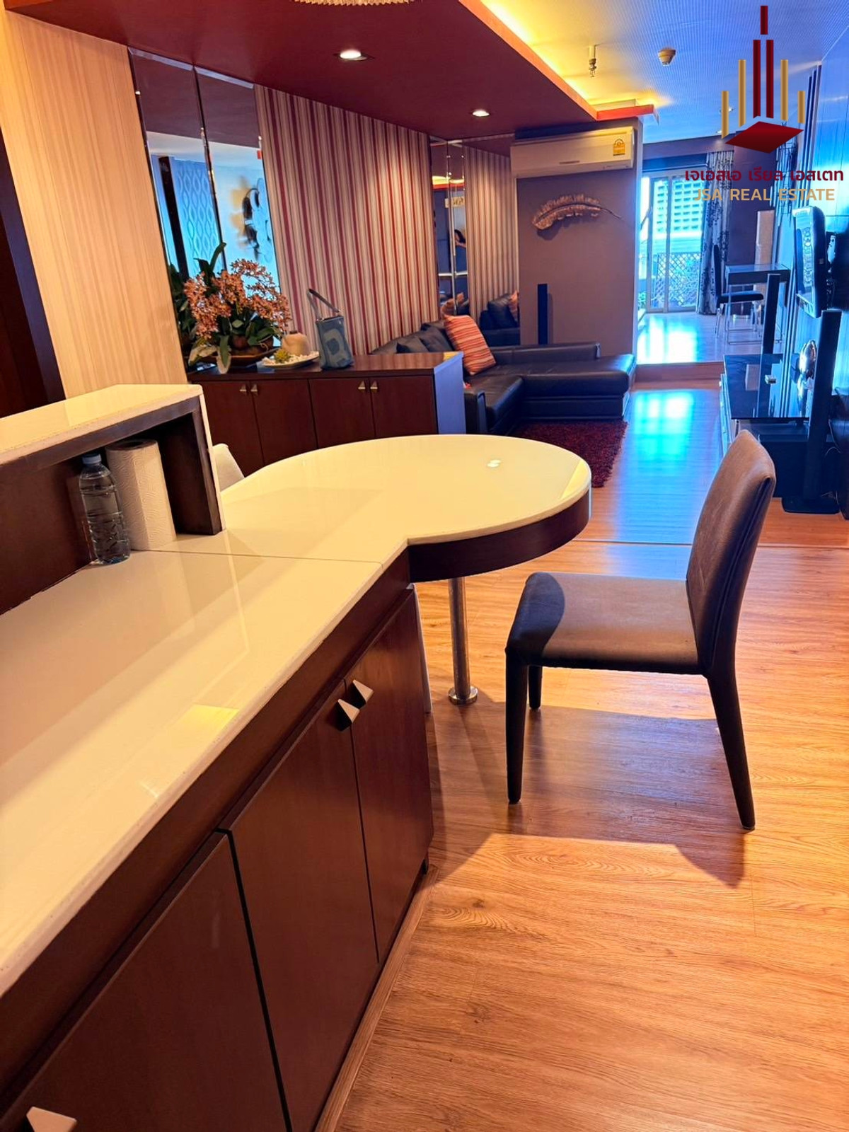 For SaleCondoSilom, Saladaeng, Bangrak : ✨ State Tower for sale ✨ Only 6,500,000 MB