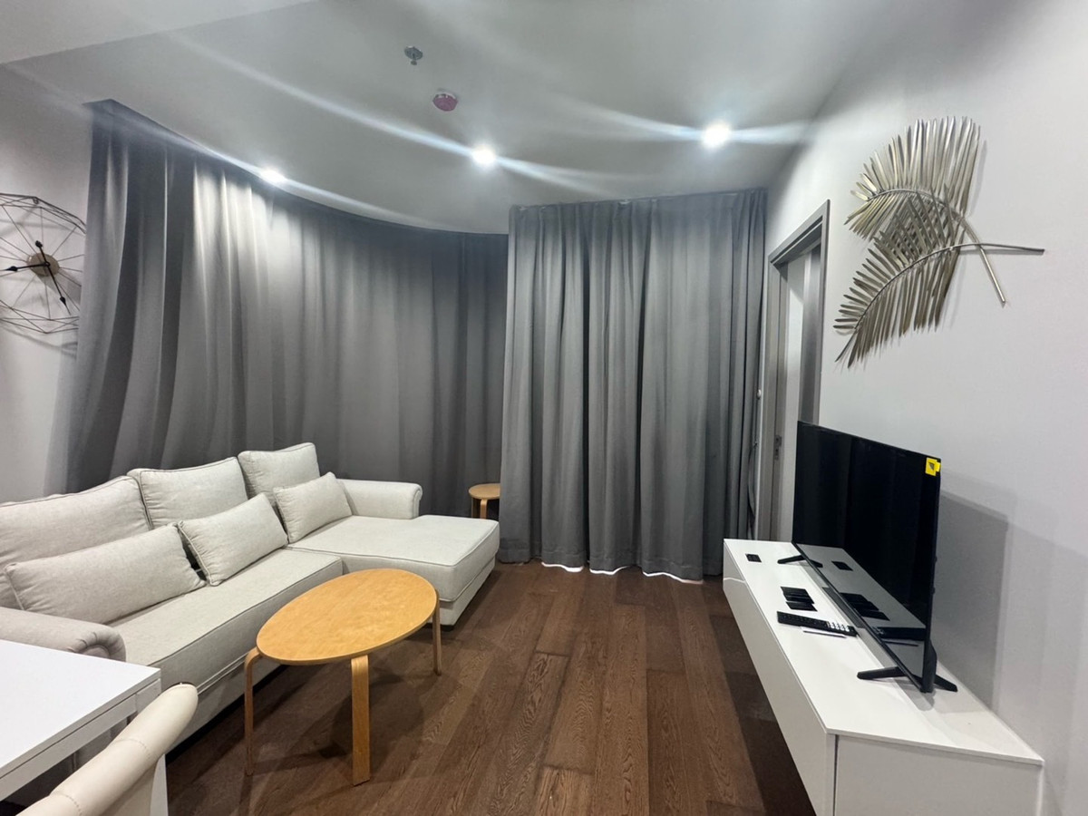 ให้เช่าคอนโดอารีย์ อนุสาวรีย์ : For Rent | Ideo Q Victory
2 Bedrooms Luxury Living at Victory Monument Tel. 0636569606