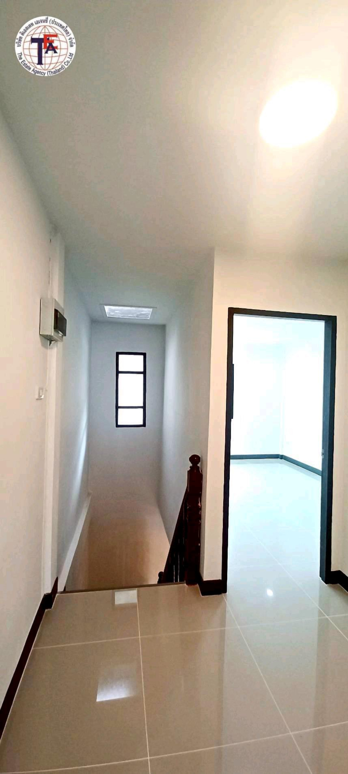 ขายทาวน์โฮมนวมินทร์ รามอินทรา : ขายทาวน์เฮ้าส์ 2 ชั้น หมู่บ้านเคซี รามอินทรา 1 หทัยราษฎร์ 39 ซอย 17  ไทยรามัญ เลียบคลองสอง สำนักงานเขตคลองสามวา มีนบุรี แฟชั่นไอส์แลนด ์ซาฟารีเวิลด ์โรงพยาบาลสินแพทย ์ โรงพยาบาลนพรัตน์ รามอินทรารถ ไฟฟ้าสีชมพู