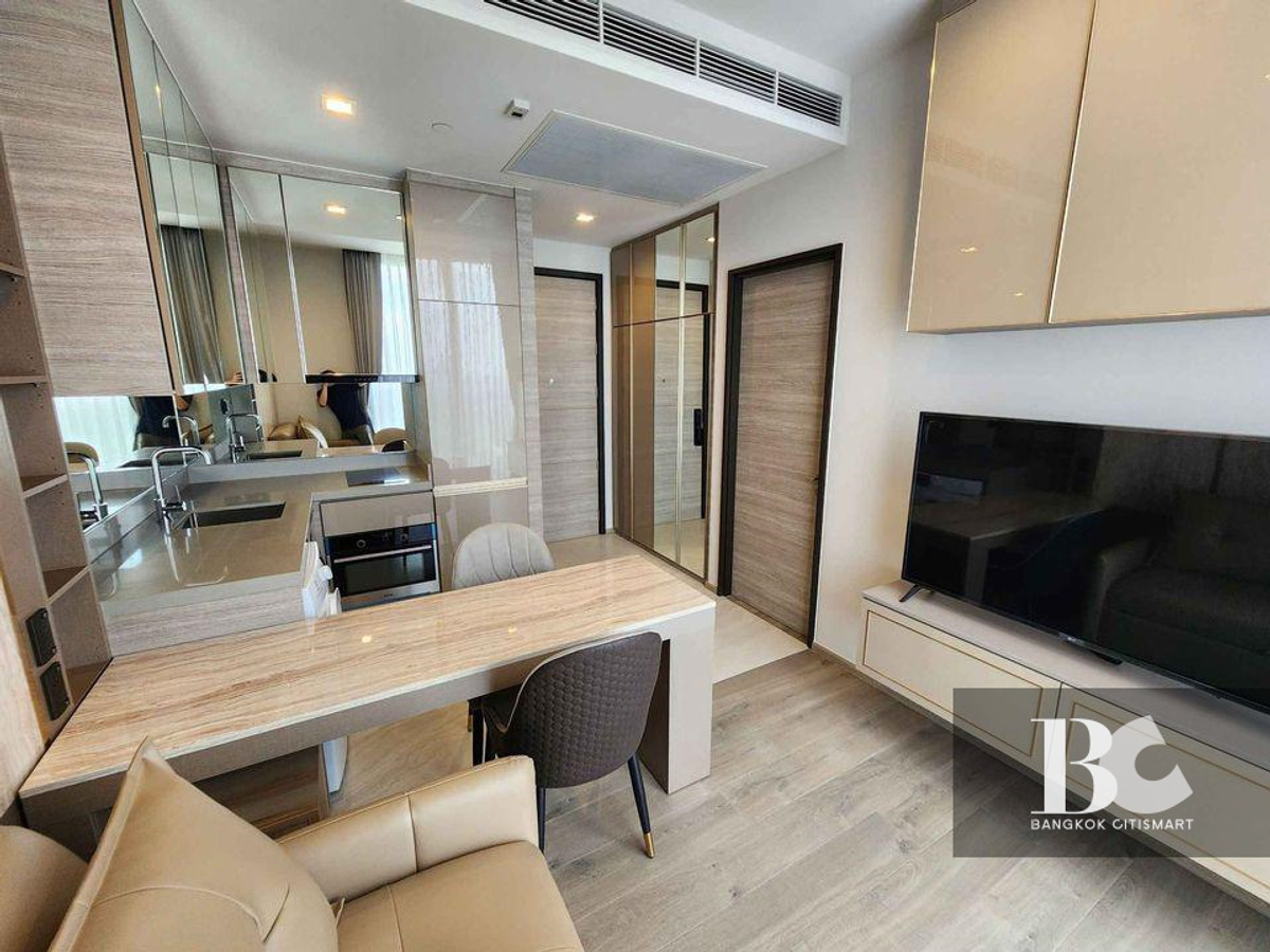 For RentCondoLadprao, Central Ladprao : 🌳 Luxury Parkside Living! The Crest Park Residences | 17th Floor Near Park/MRT! 🚇