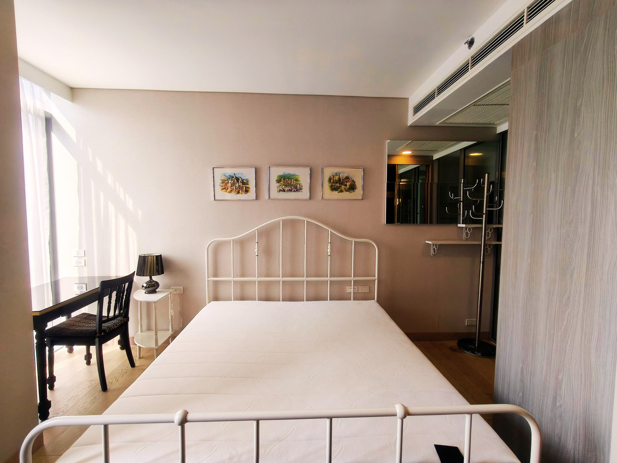 ให้เช่าคอนโดคลองเตย กล้วยน้ำไท : 🔥 [FOR RENT] ใช้ชีวิตติด MRT และสวนป่าใจกลางเมือง! Siamese Exclusive Queens 🌳🏙️