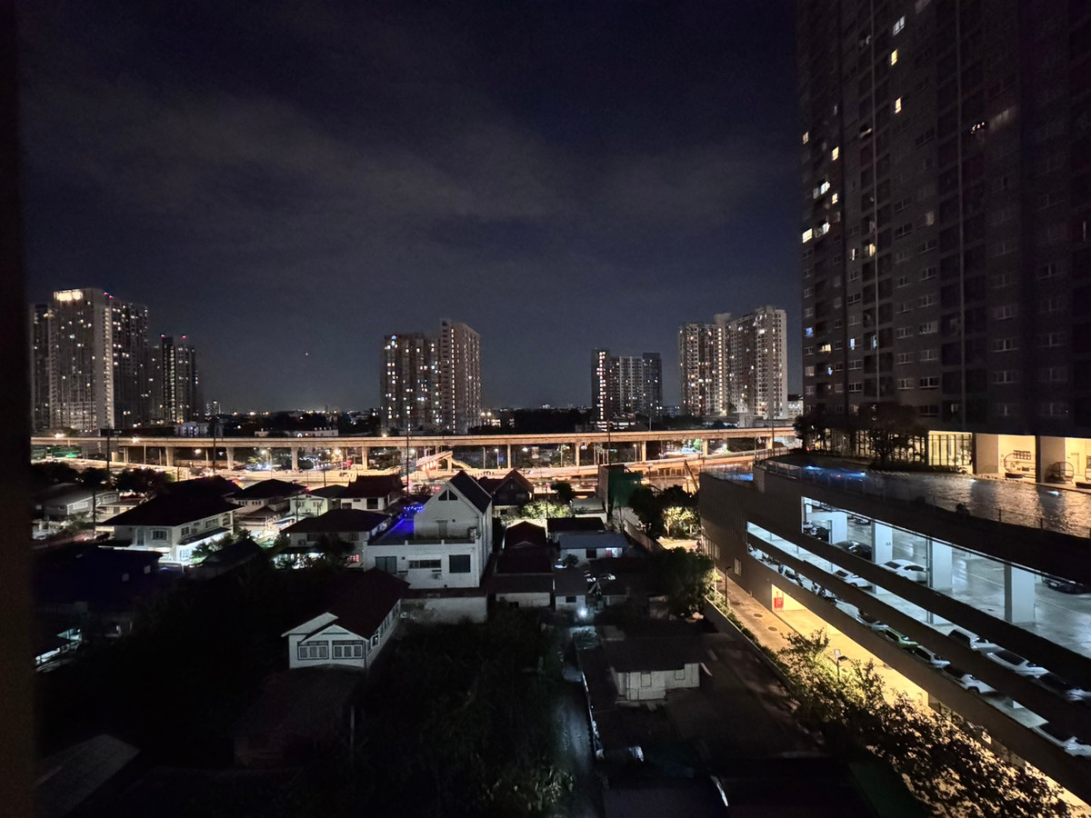 For SaleCondoThaphra, Talat Phlu, Wutthakat : Very beautiful room, newly renovated, size 31 sq m., complete with new furniture and electrical appliances. Special discounted selling price 2.39 million