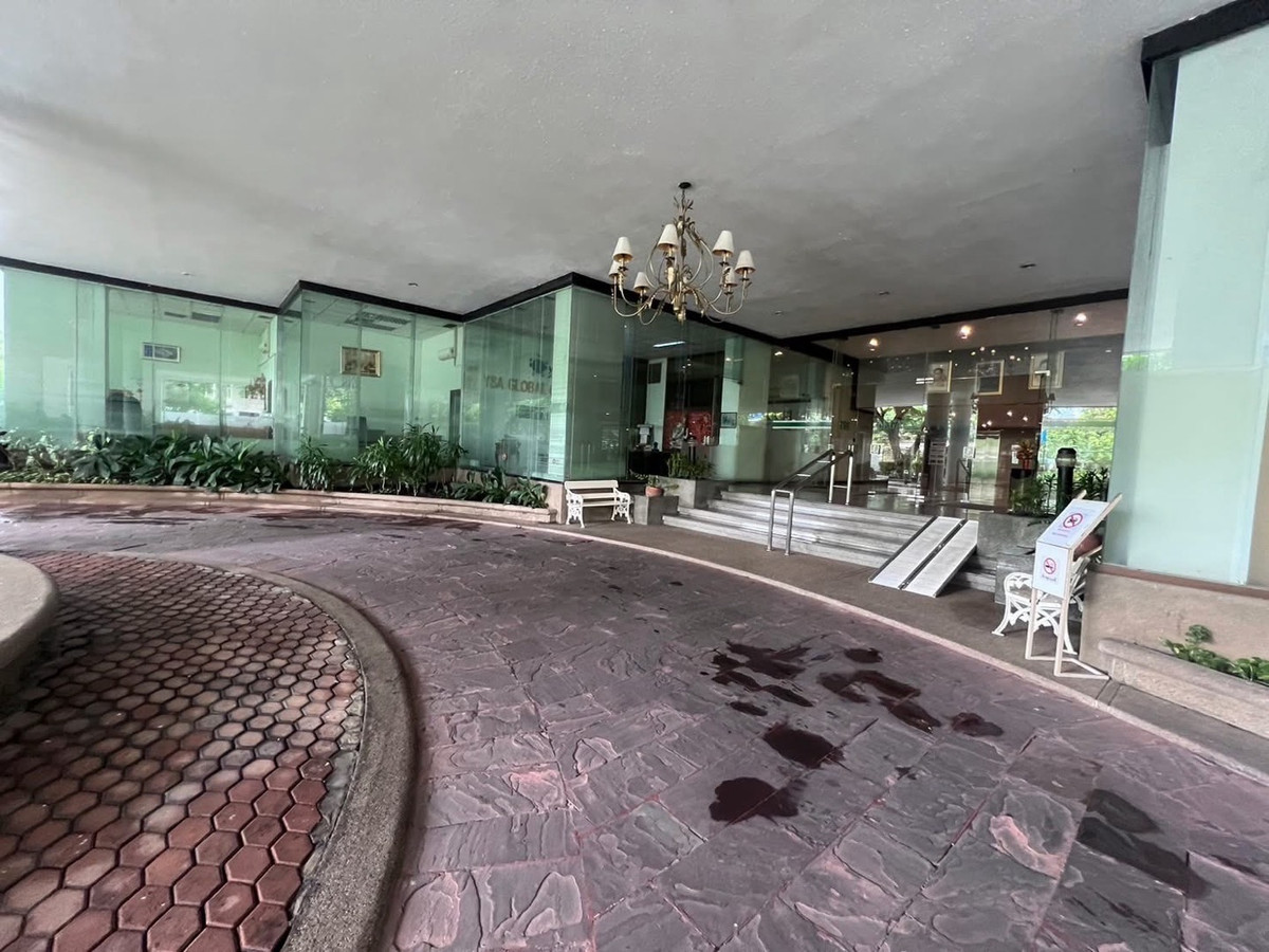 For RentCondoLadprao, Central Ladprao : For rent: The Legacy Vibhavadi - The Legacy Vibhavadi, large room, near the expressway, near the BTS.