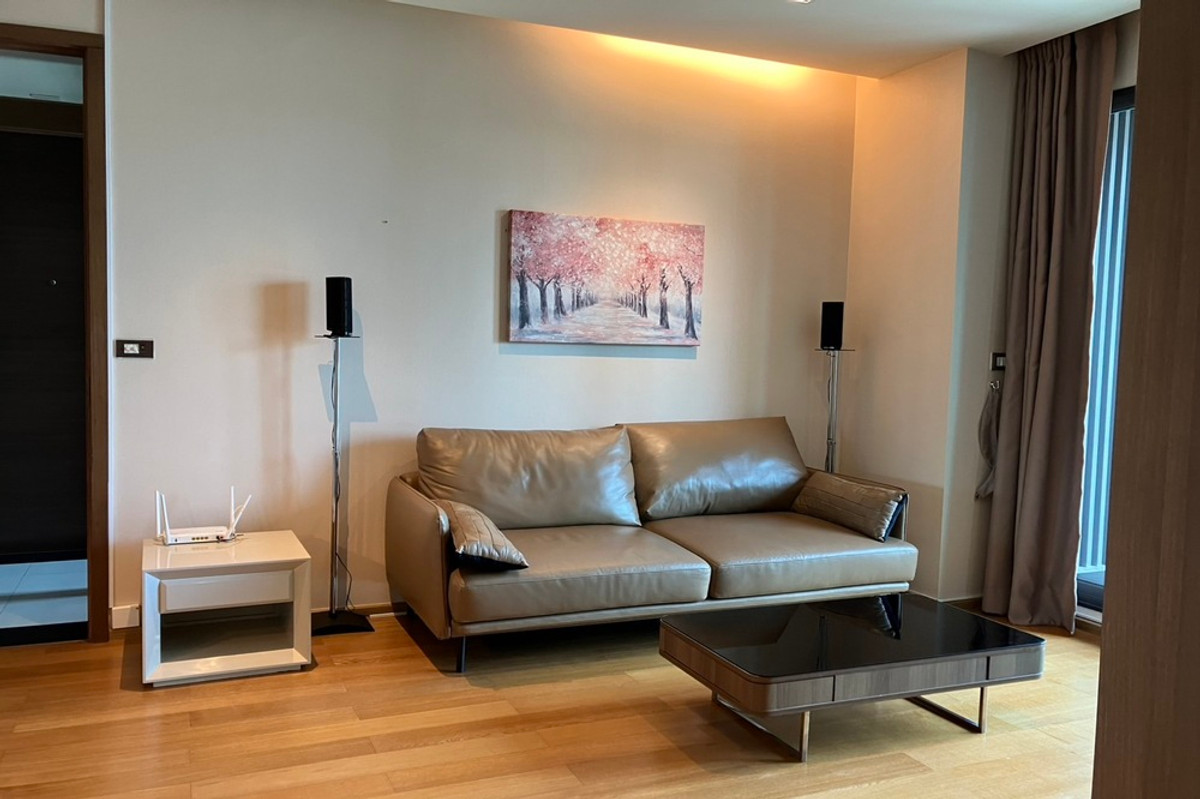 CondoSathorn, Narathiwat : 🔥 For Sale - Rent !! corner room, high floor 18++, rare item!! 🔥 Code C20250700034..........The Address Sathorn, 1 bedroom, 1 bathroom, furnished, ready to move in, Special Deal!!📣📣