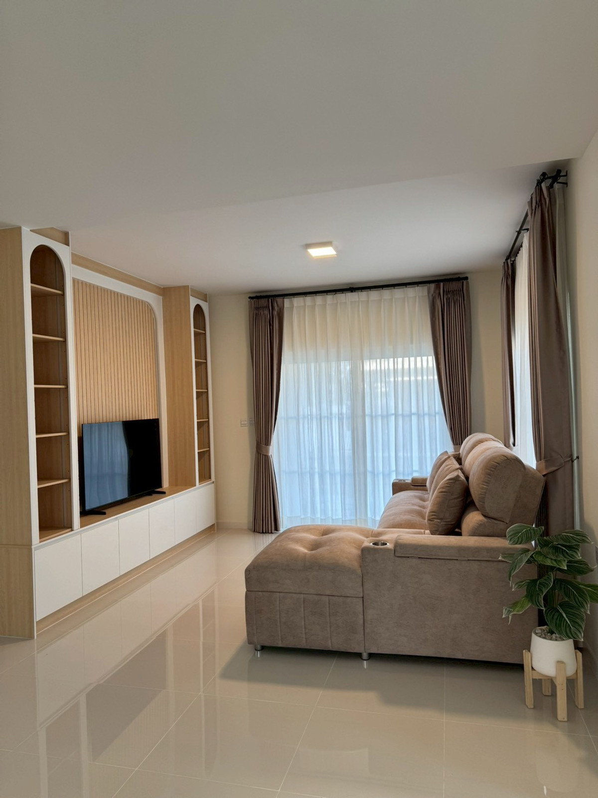 For RentHouseBangna, Bearing, Lasalle : 🔥(Rent) Good price, spread the word! ✨Villaggio 3 Srinakarin-Bangna / 4 Bedroom (FOR RENT) / 4 bedrooms (for rent) inform Code M650