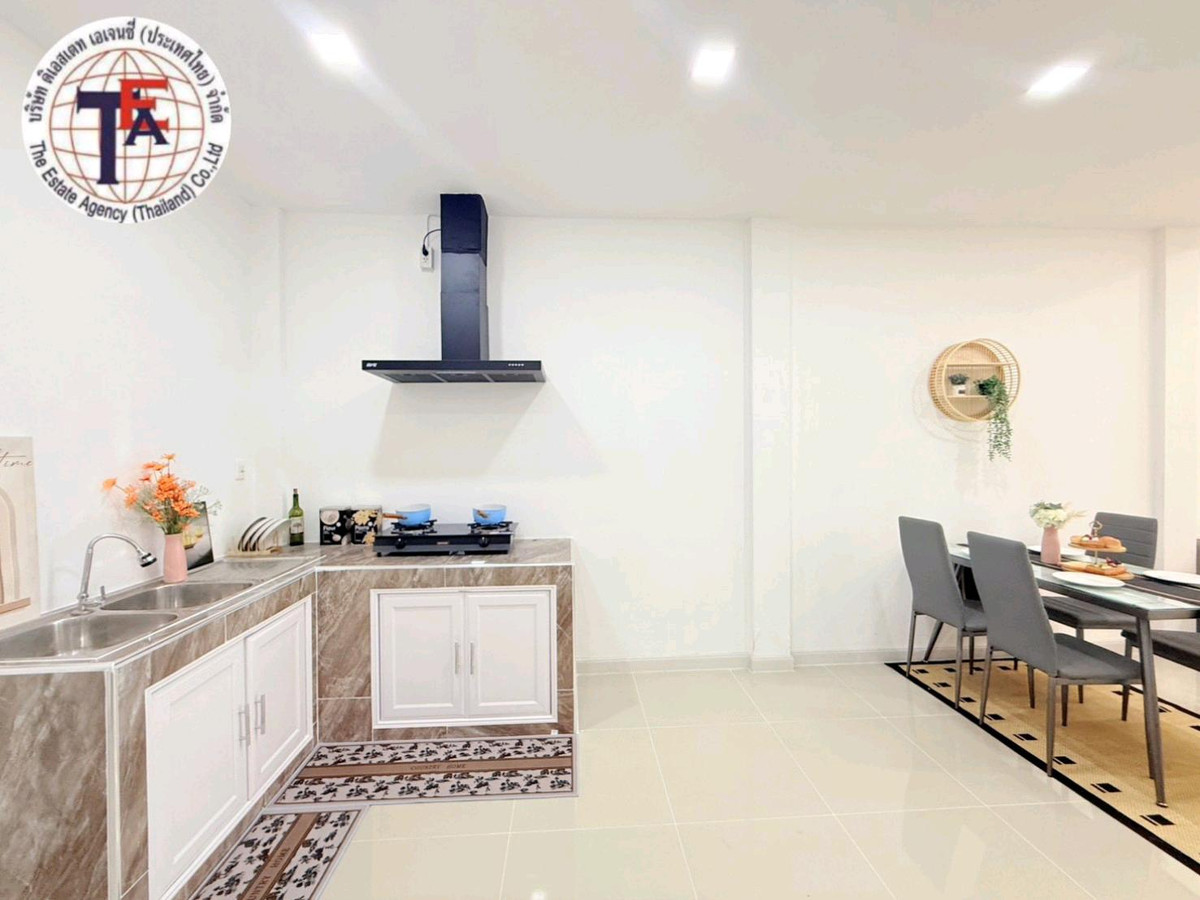 ขายทาวน์โฮมนวมินทร์ รามอินทรา : ขายทาวน์โฮม 2 ชั้น หมู่บ้านพาทาโกเนีย 5 ถนนเมน ซาฟารีเวิลด์ เลียบคลองสอง ปัญญาอินทรา แฟชั่รไอแลนด์ รามอินทรา รพ.สินแพทย์ รพ.นพรัตน์ หทัยราษฏร์ รร.สาธิตพัฒนา รร.บางชัน ตบาดสด ทางด่วนจตุโชติ วงแหวนรอบนอก รถไฟฟ้าสีขมพู