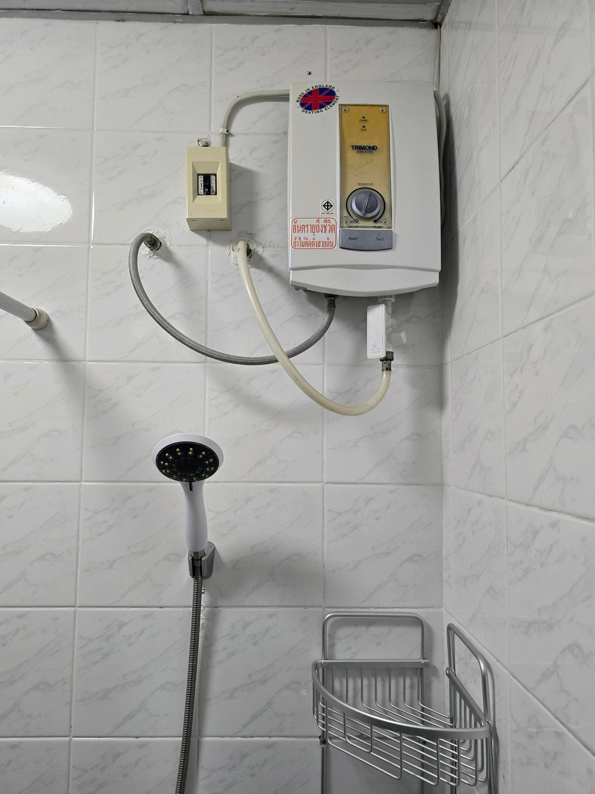 ให้เช่าทาวน์โฮมบางแค เพชรเกษม : 🏡 ให้เช่า ทาวน์โฮม 3 ชั้น พื้นที่ใช้สอยเยอะมาก ทำเลดีเดินทางสะดวกหมู่บ้านอยู่ติดถนนเลียบคลองทวีวัฒนา ถ.เพชรเกษม